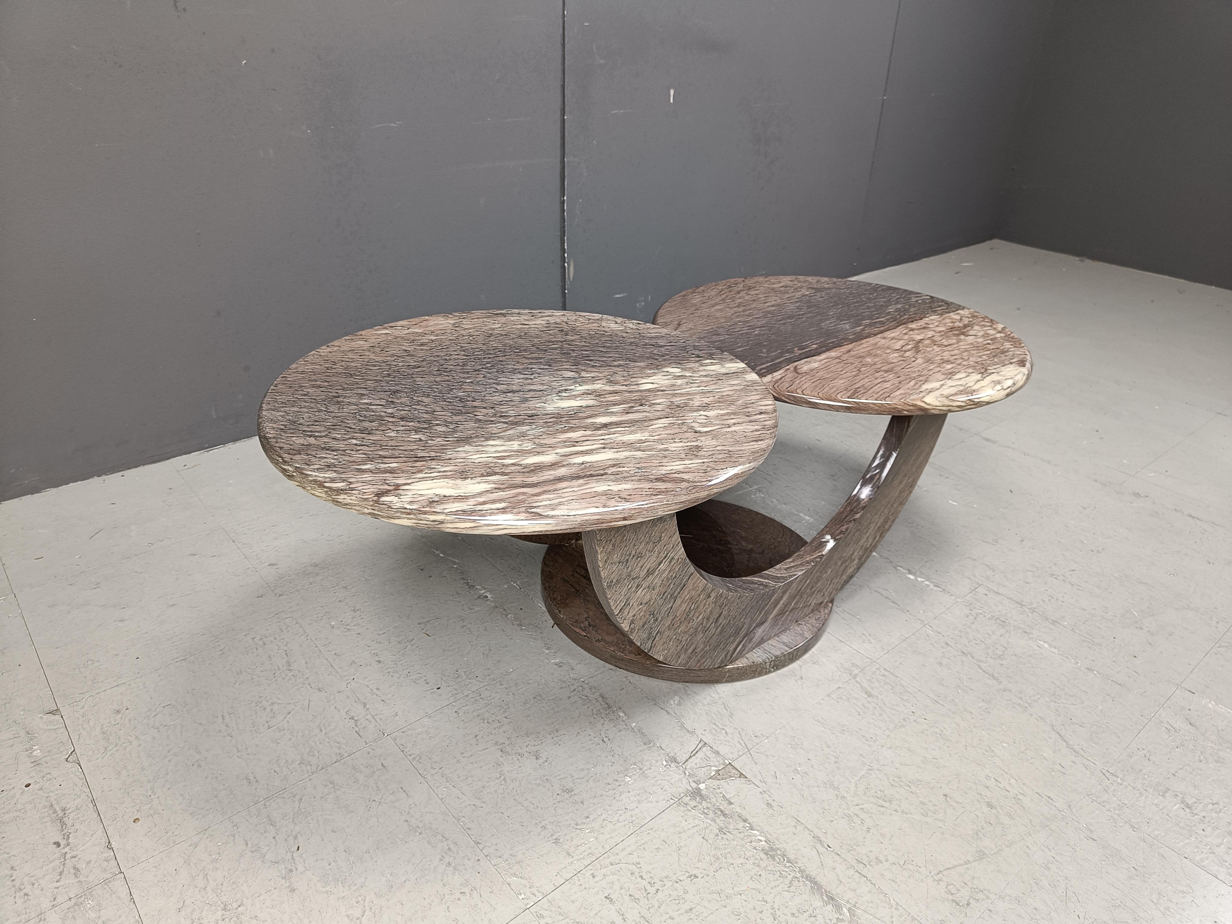 Fin du 20e siècle Table basse vintage à deux niveaux en marbre, 1970 en vente