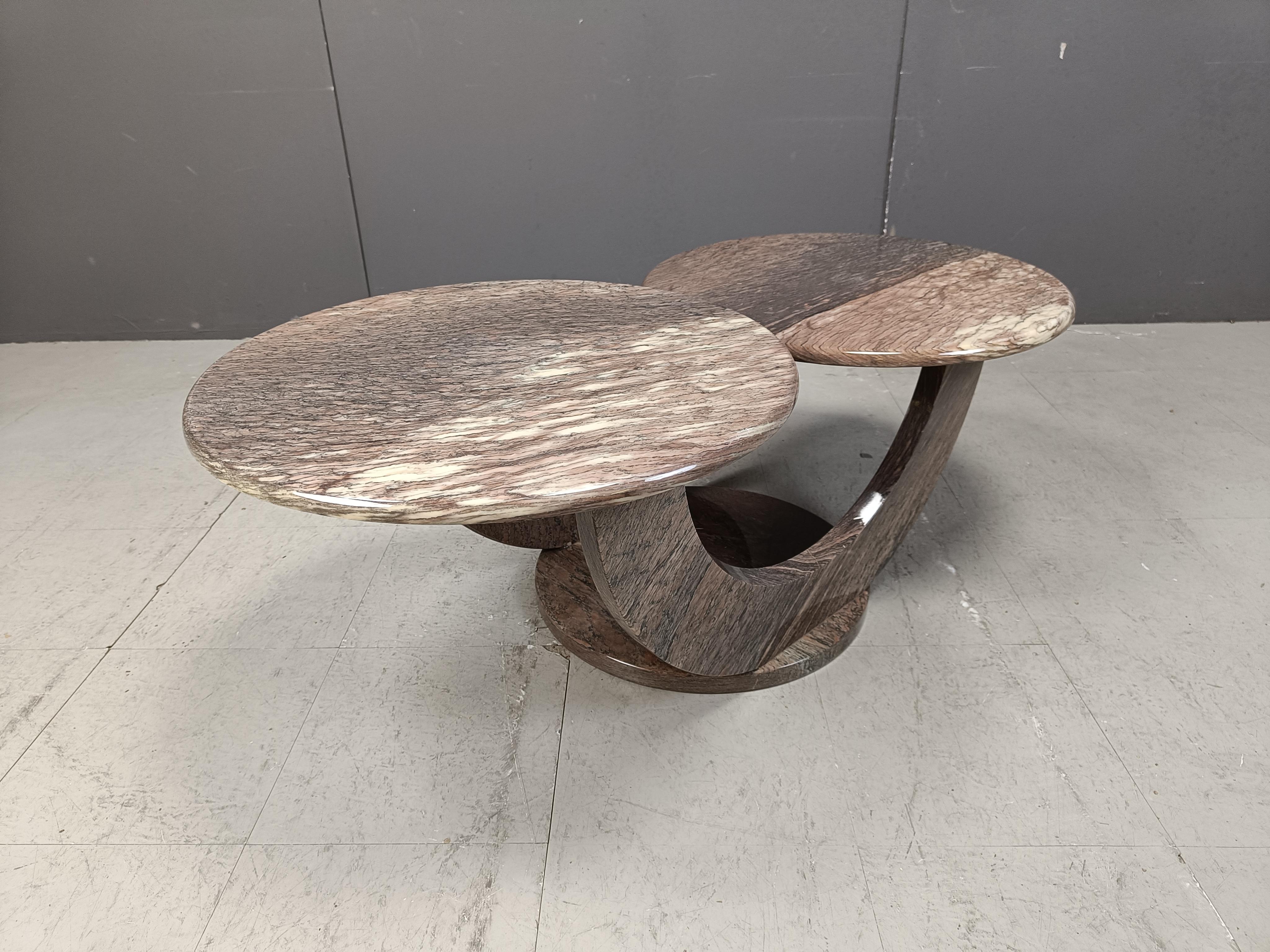 Table basse vintage à deux niveaux en marbre, 1970 en vente 2