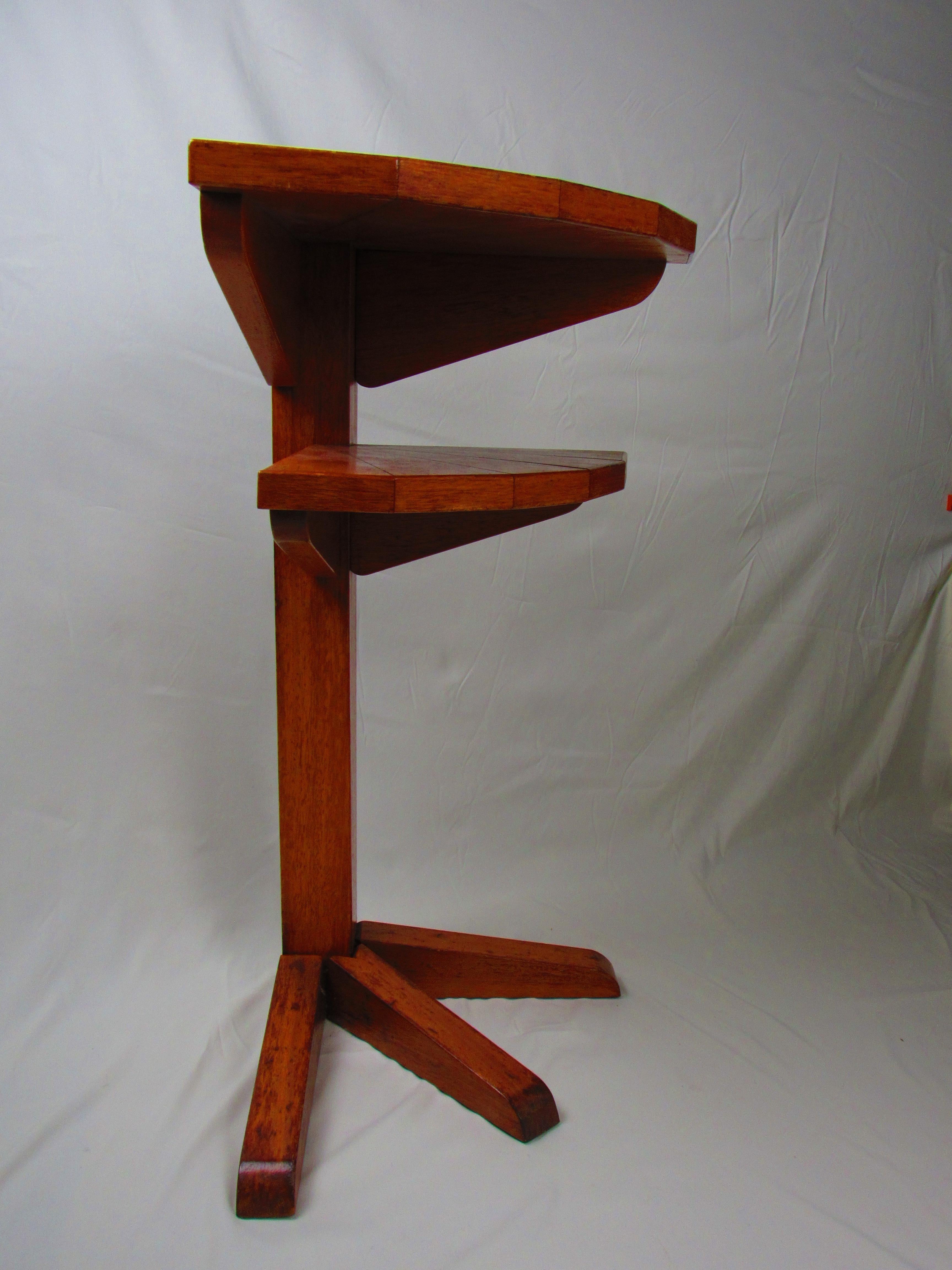 Two-tiered oak corner table with unique spoke leg For Sale 3