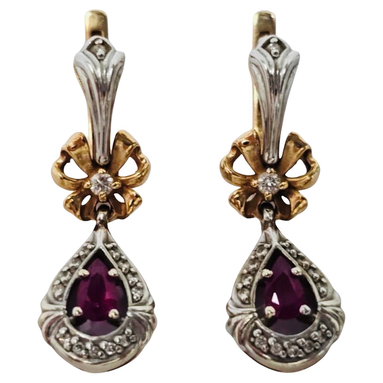 Orecchini a goccia floreali d'epoca bicolore in rubino e diamanti 14K