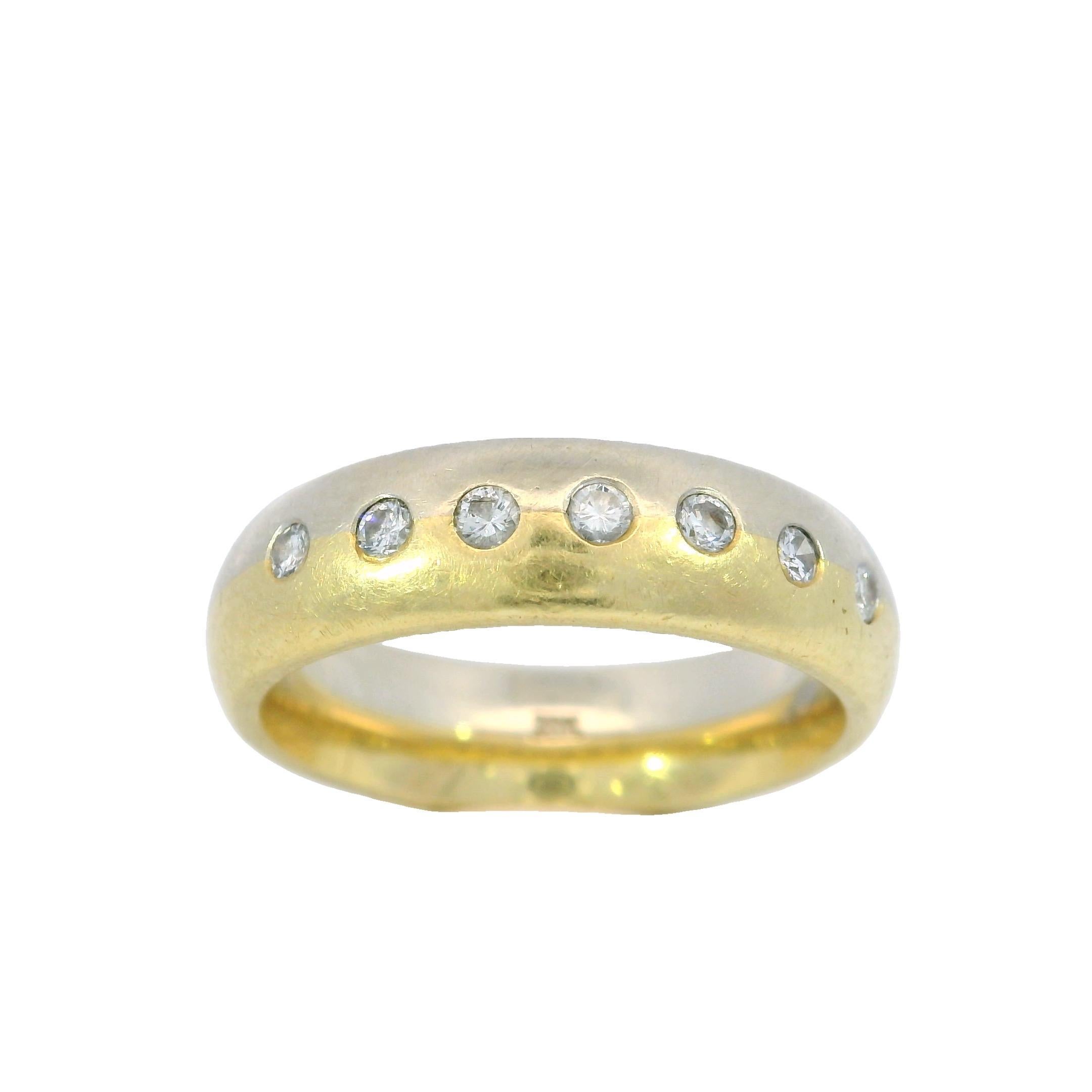 Anello bicolore d'epoca con diamanti in oro bianco e giallo 18 carati, misura 7 in vendita 2