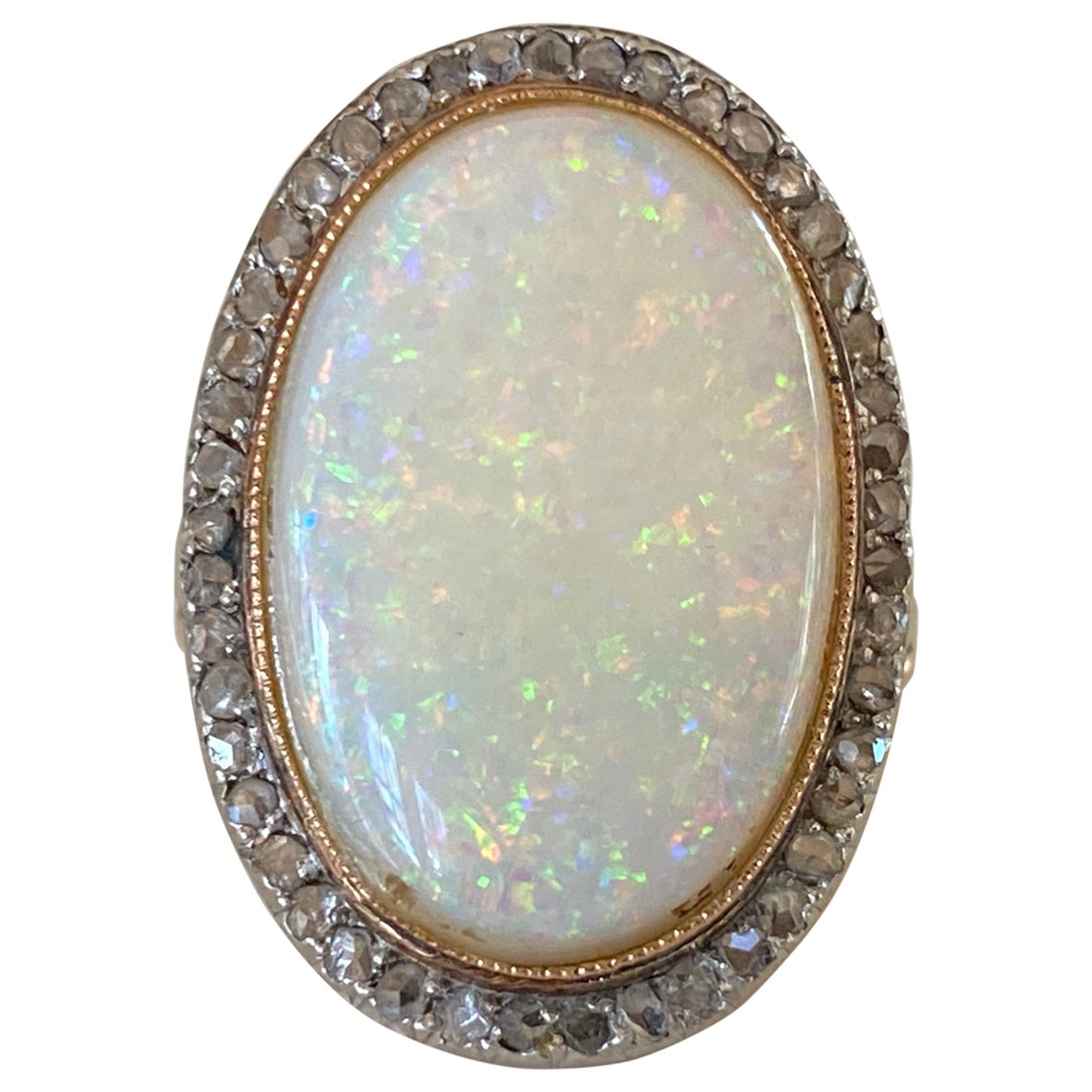 Anello cocktail vintage bicolore con opale australiano e diamanti