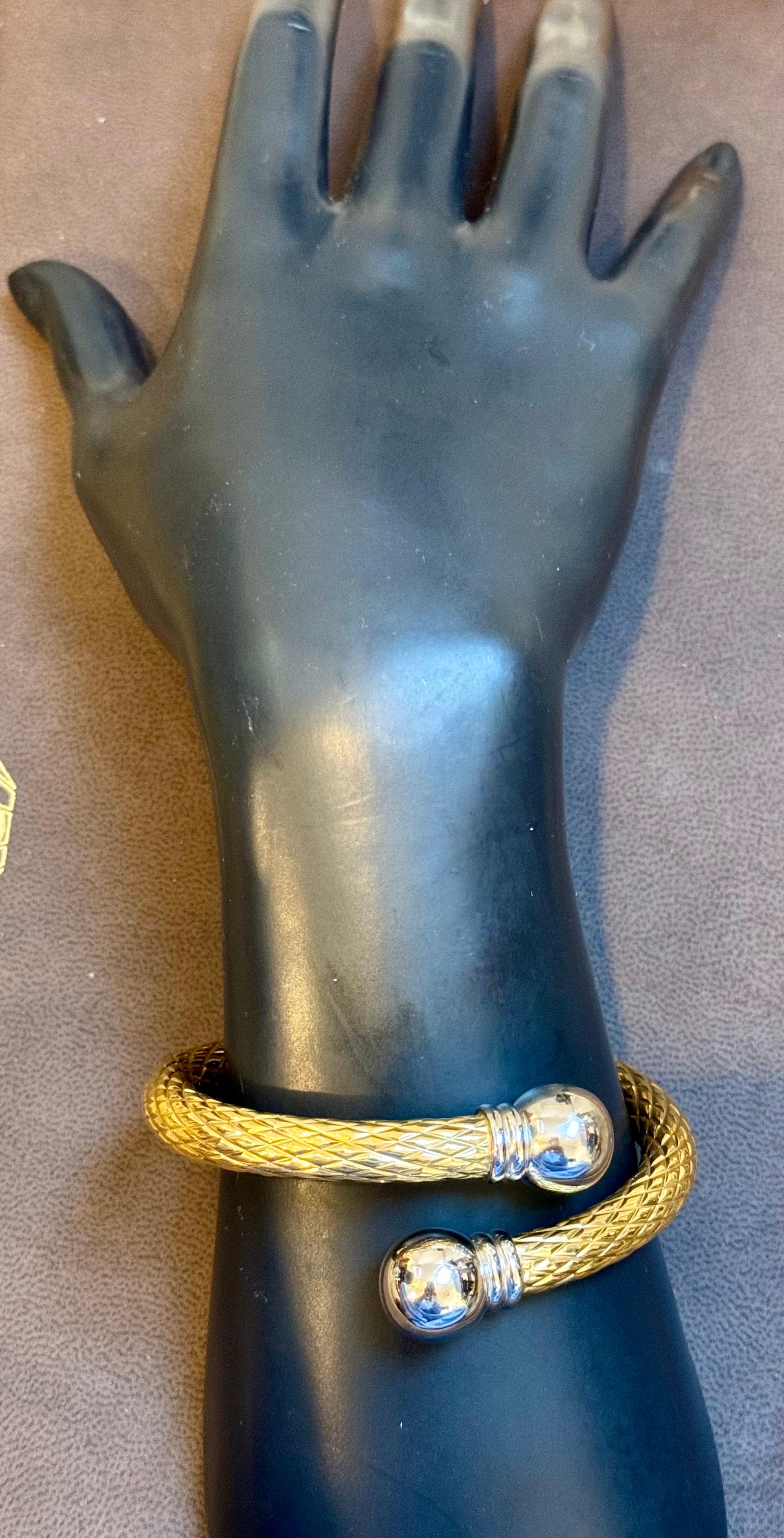 Vintage Zwei-Ton-Manschette Armreif Armband 18 Karat massivem Gelb & Weißgold 24 Gramm im Angebot 7