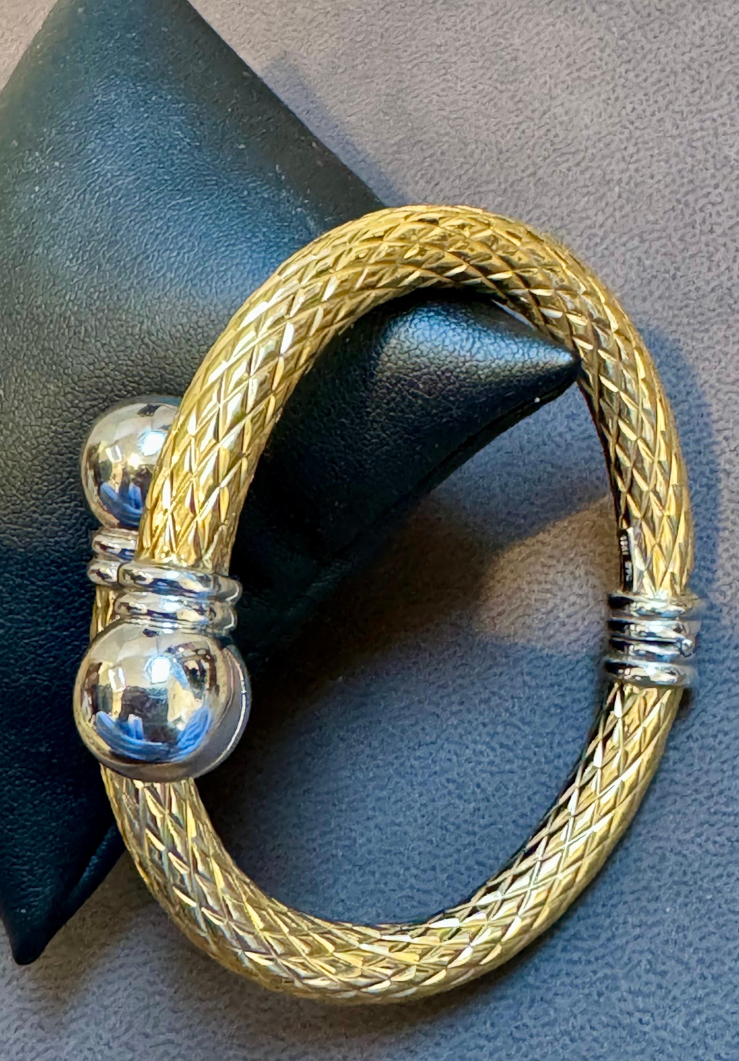 Vintage Zwei-Ton-Manschette Armreif Armband 18 Karat massivem Gelb & Weißgold 24 Gramm im Angebot 1