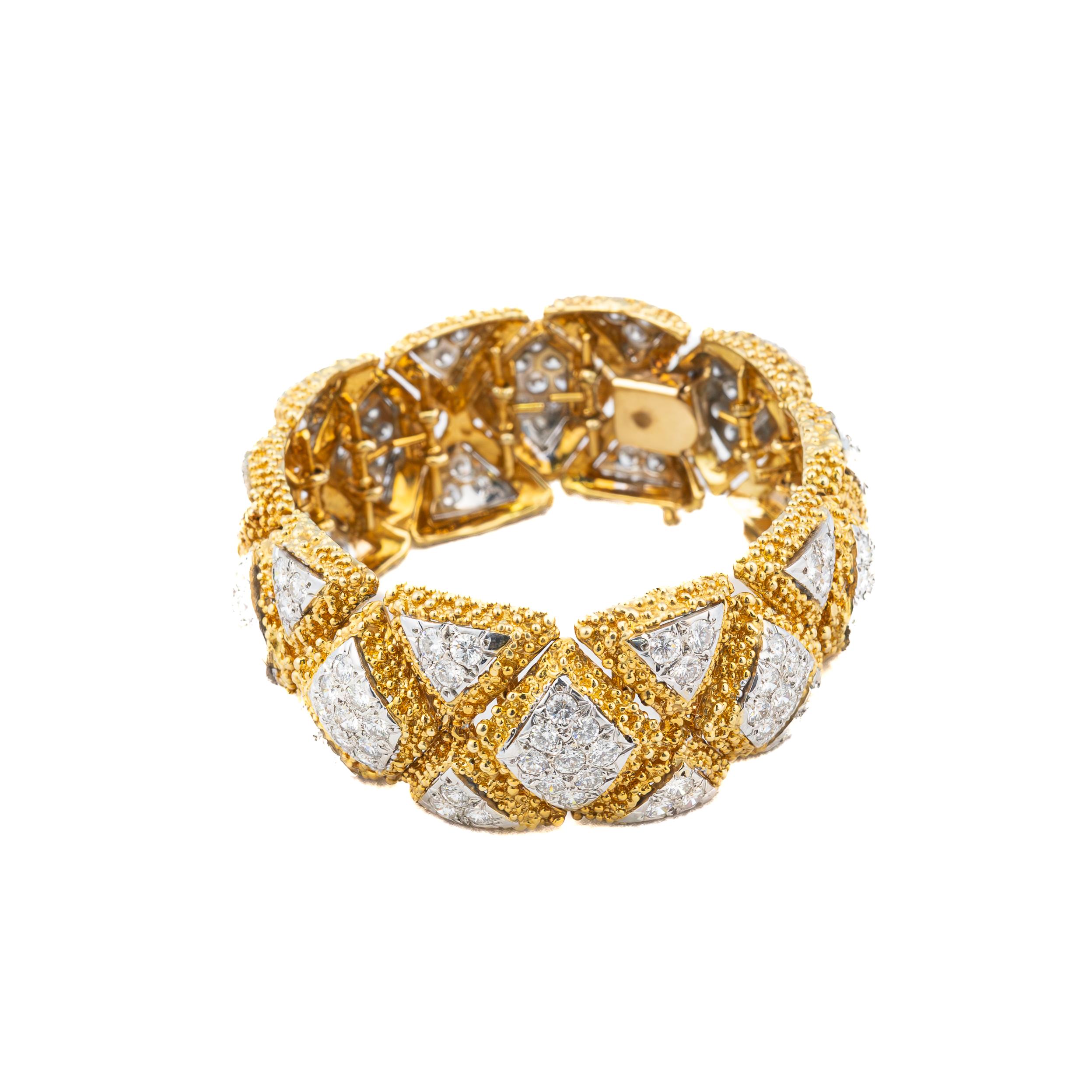 Brazalete vintage de oro bicolor y diamantes
