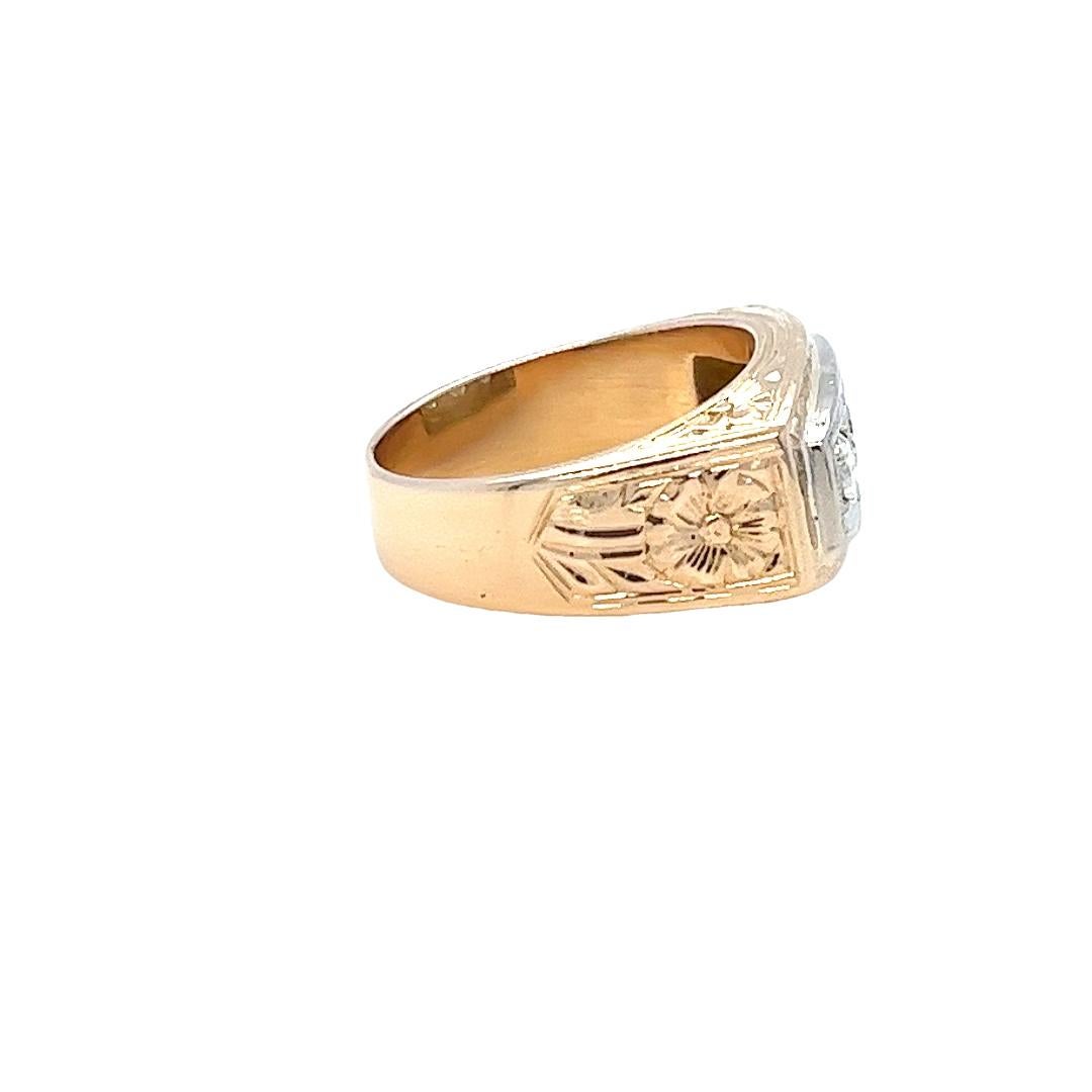 Women's or Men's Vintage Two Tone Gold Ring with Three Stone Diamond Design For Sale