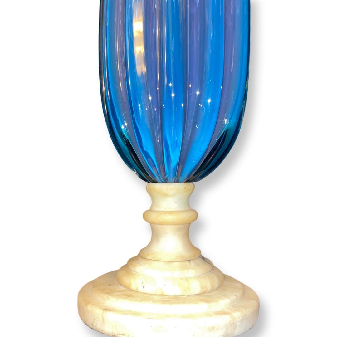 Early 20th Century 1920's Vintage Ribbed Murano Glass Table Lamp For Sale