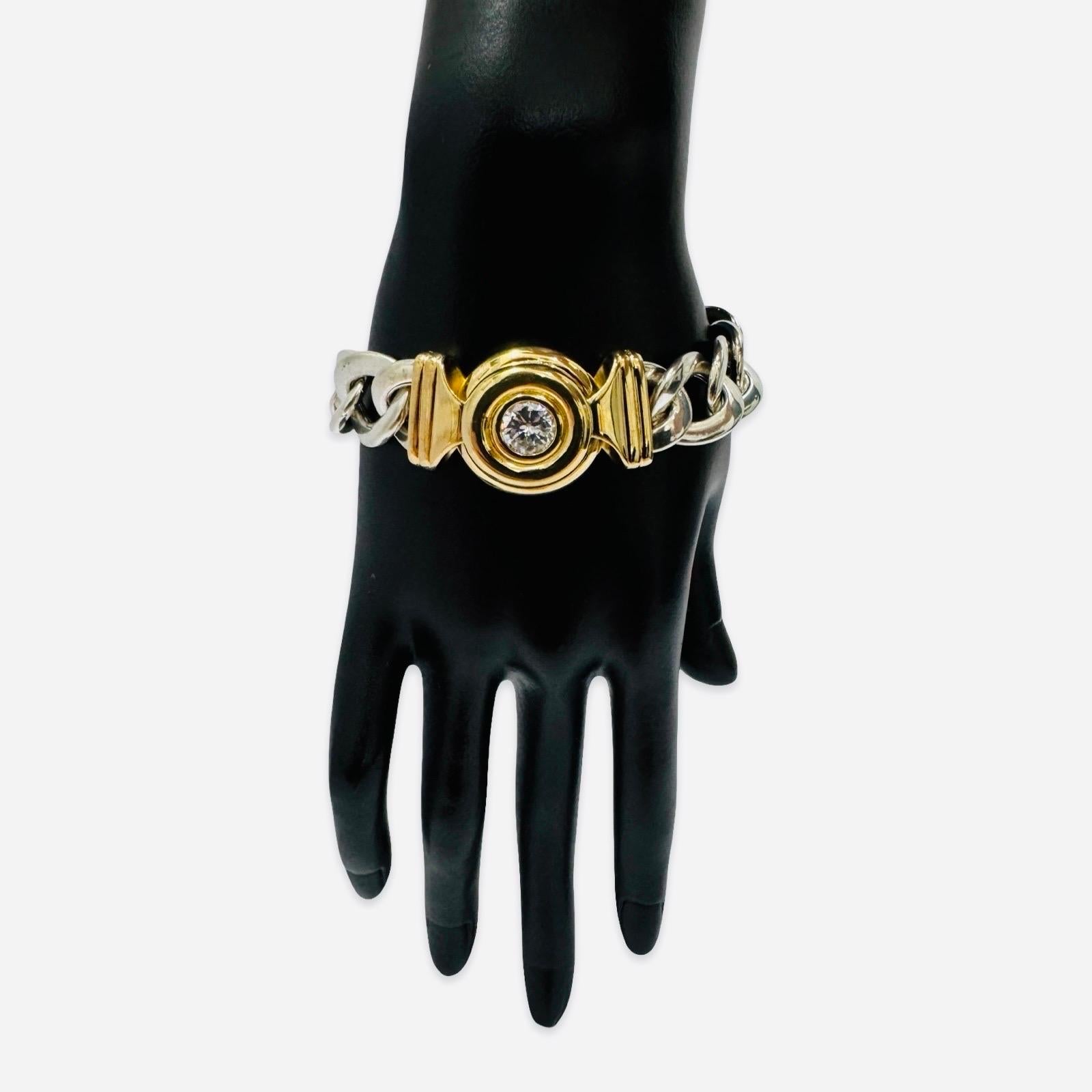 Vintage Two-Tone UnoAErre Curb-Link Bracelet avec motif central en forme de dôme Pour femmes en vente