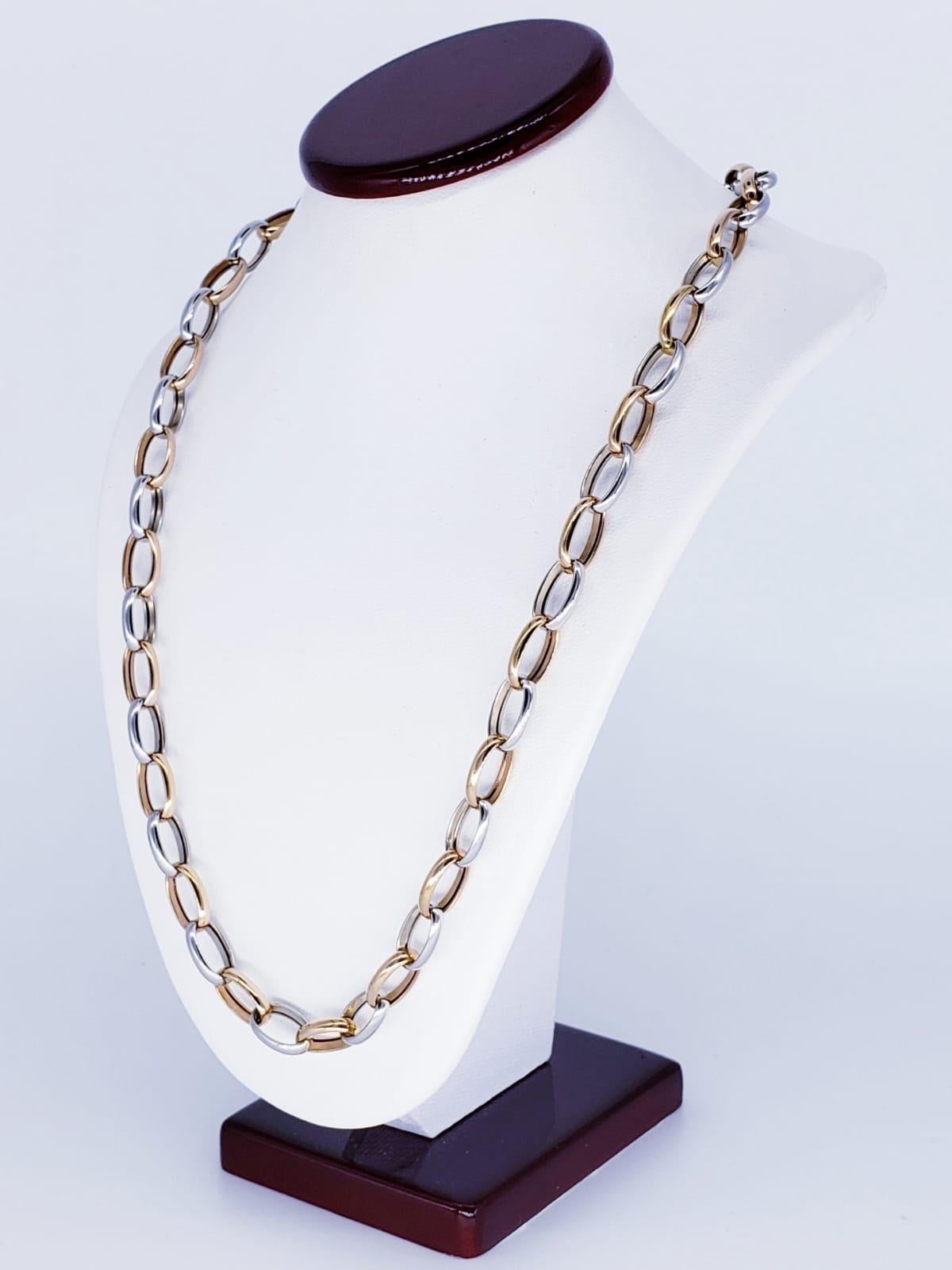 Vintage Two-Tons Rose Gold & White Gold Rolo Link Necklace 18k Gold. The necklace width is 7.20mm & is 18” long. Beautiful necklace very rare and features both rose gold and white gold in mint condition. The necklace weights 10.2 grams 18k gold & is