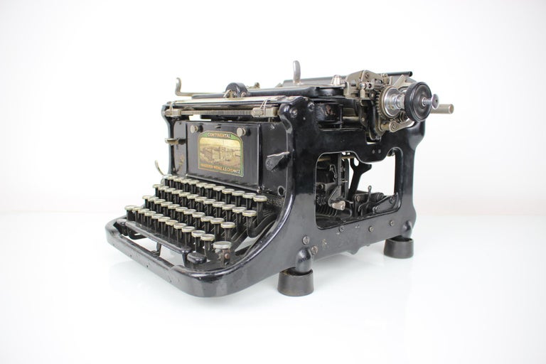 Art Deco Vintage Typewriter Wanderer Continental, 1930's For Sale