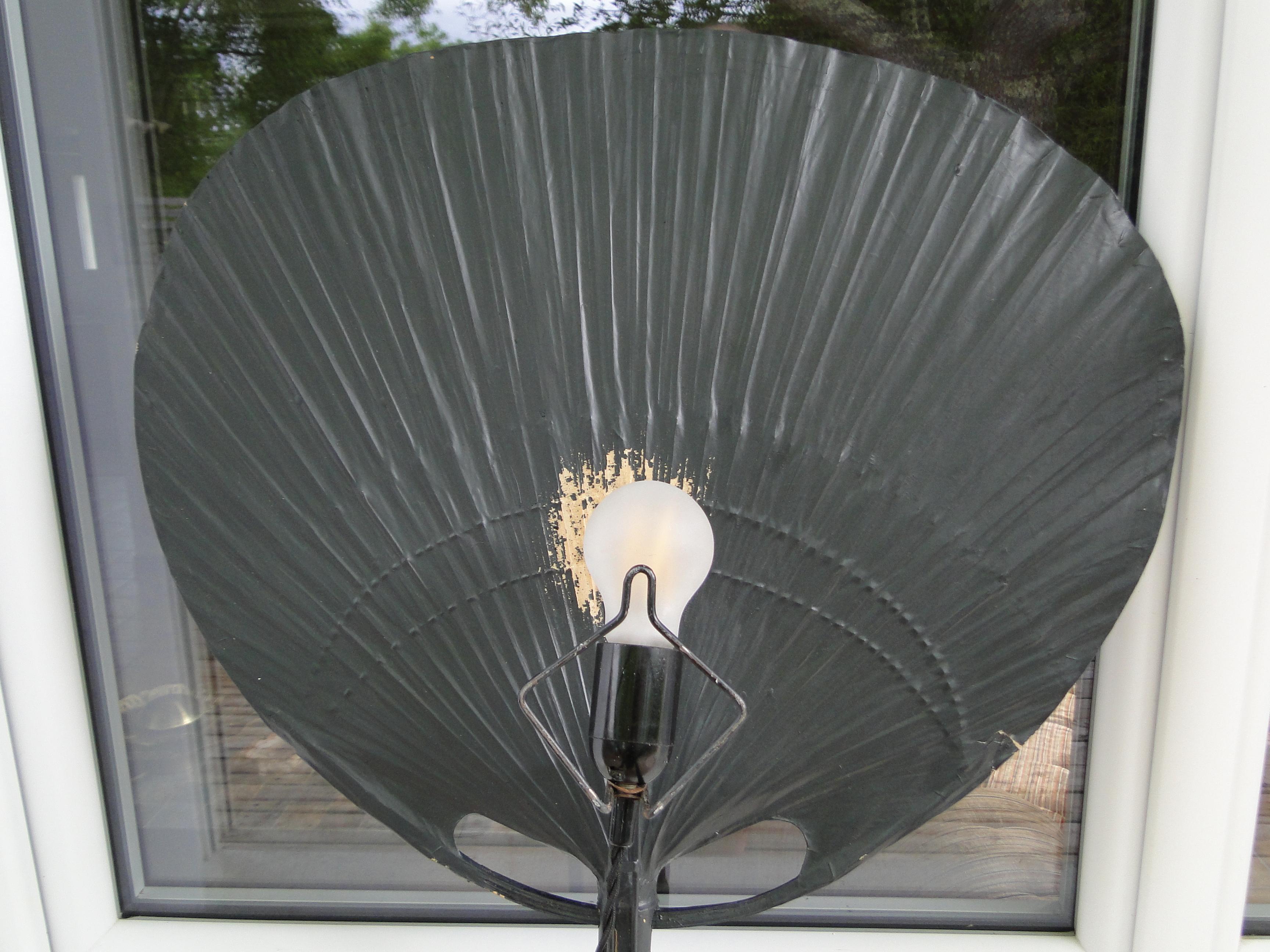 Vintage Uchiwa Ingo Maurer  Wall Lamp for M Design  Germany 70s For Sale 8