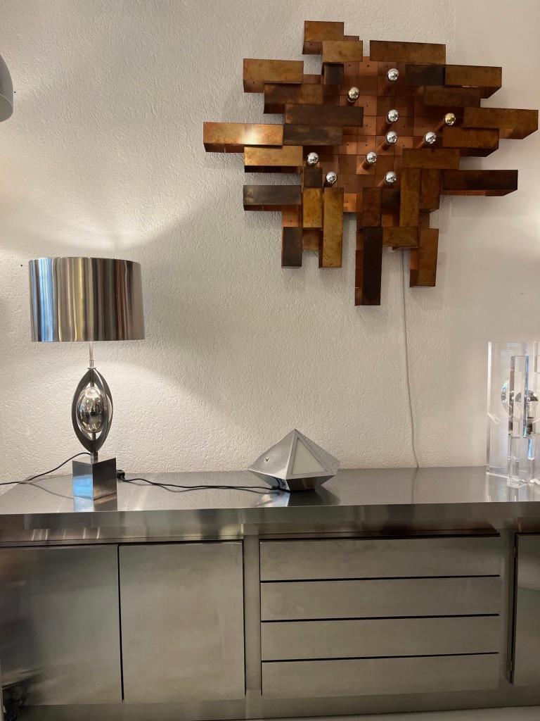 Lámpara de mesa vintage UFO Pyramid cromada producida por Banci Firenze Italia ca. 1970s en venta 6