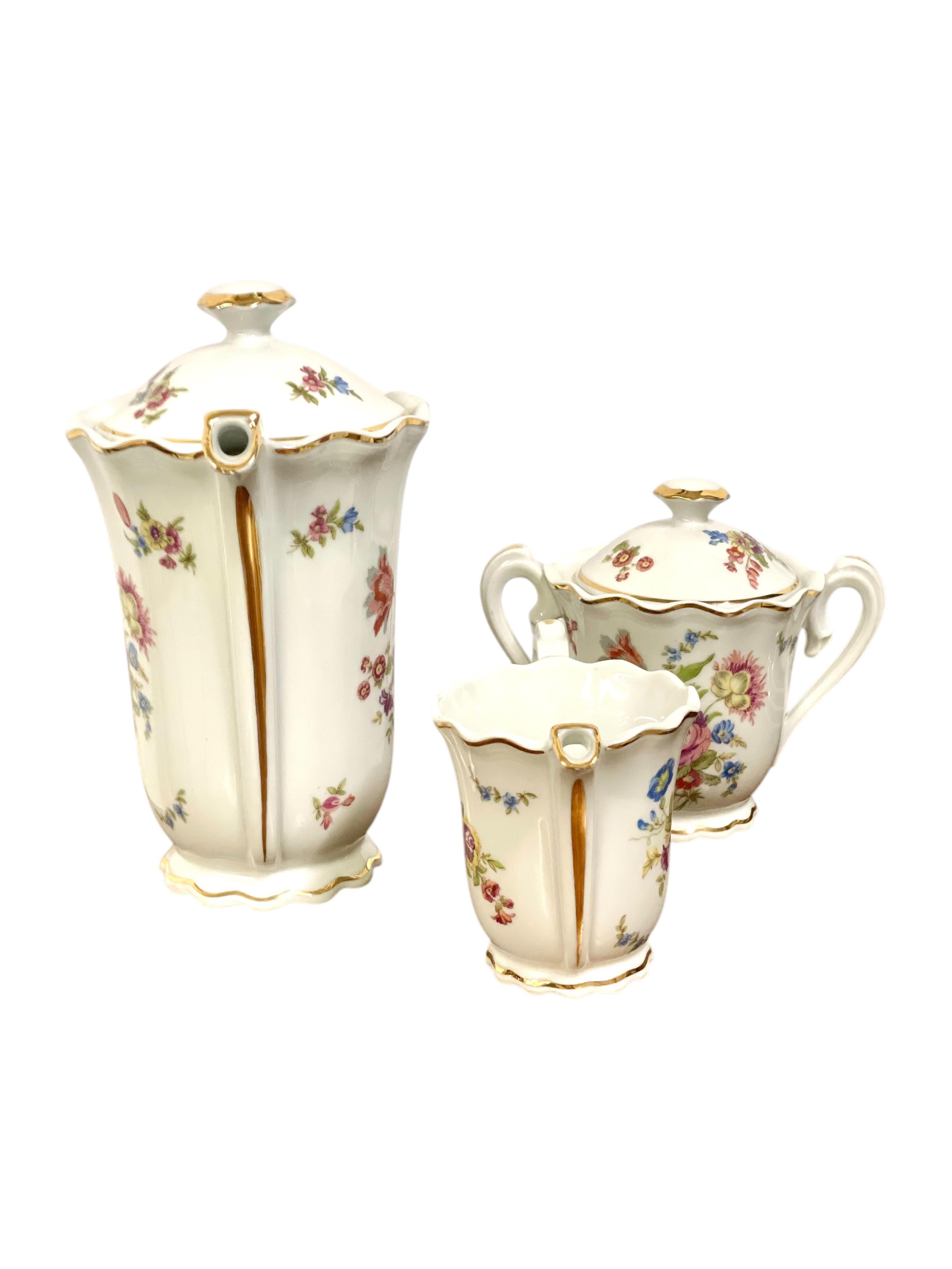 Juego de té y café de porcelana vintage ULIM Limoges - 41 piezas en venta 10