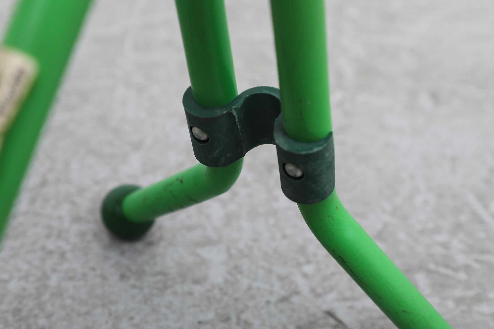 Grüne klappbare Vintage-Schilfrohrstühle „Ulisse“ von Ivan Loss für Pompis im Angebot 13