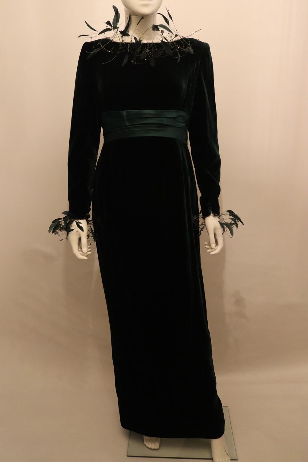 Vintage Ulrich Engler Couture Green Velvet Evening Gown In Good Condition For Sale In London, GB