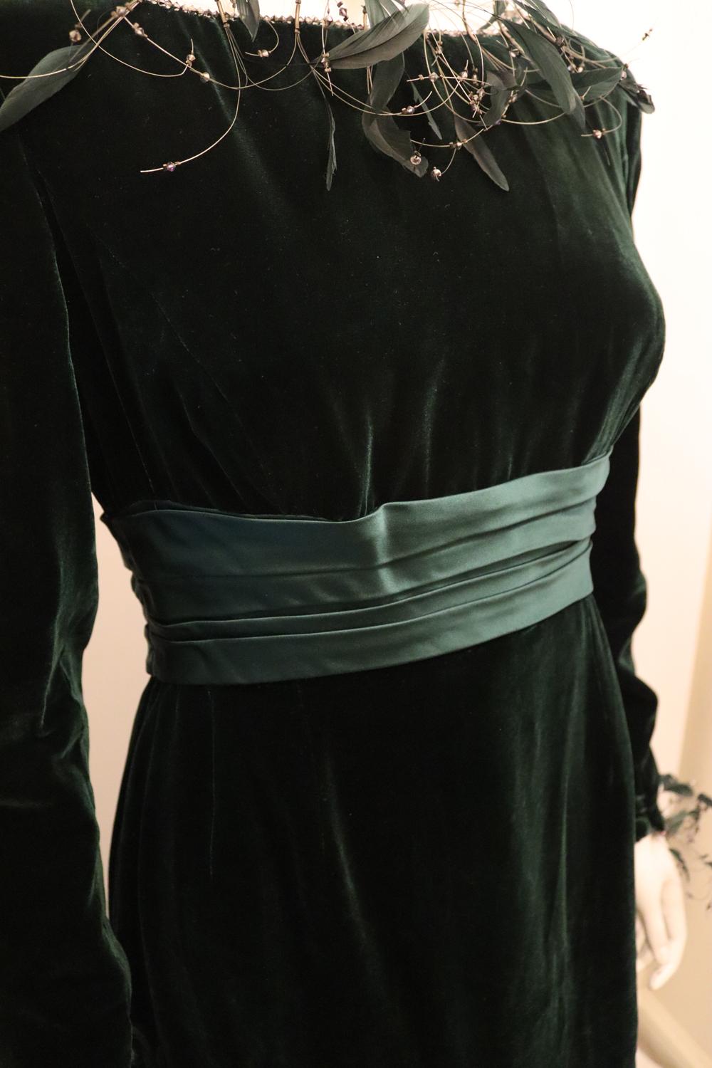 Women's Vintage Ulrich Engler Couture Green Velvet Evening Gown For Sale