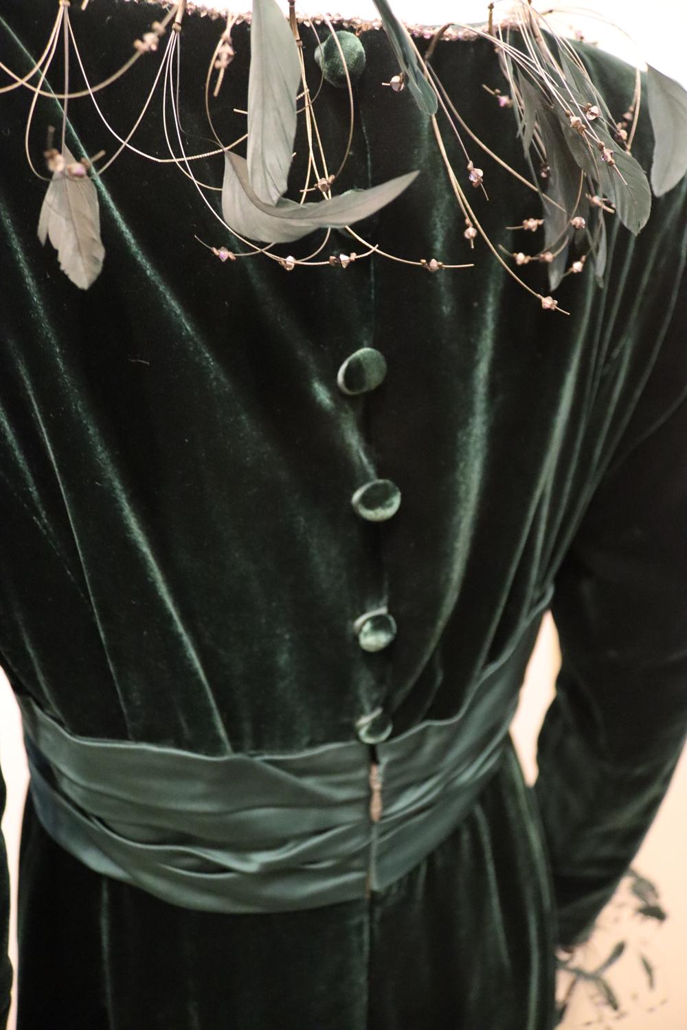 Vintage Ulrich Engler Couture Green Velvet Evening Gown For Sale 4