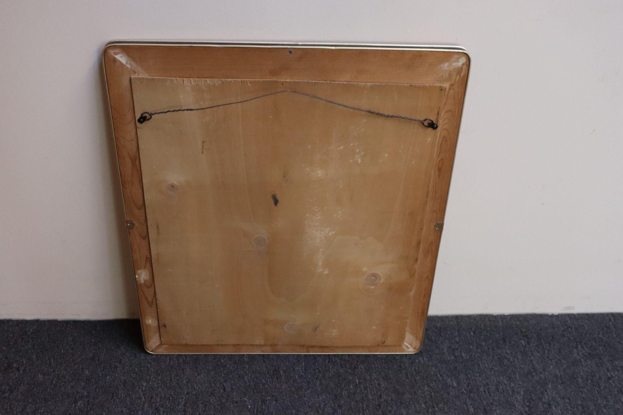 Specchio da parete imbottito d'epoca di Umberto Mascagni con bordo in pelle e ottone In condizioni buone in vendita a Brooklyn, NY