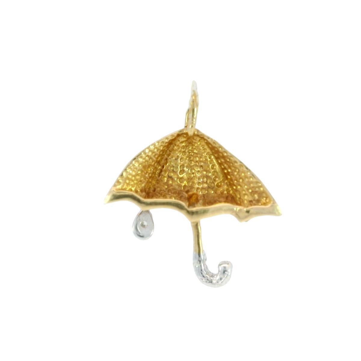 Vintage Umbrella Diamond Charm Pendant 14 Karat Yellow Gold (Rundschliff) im Angebot