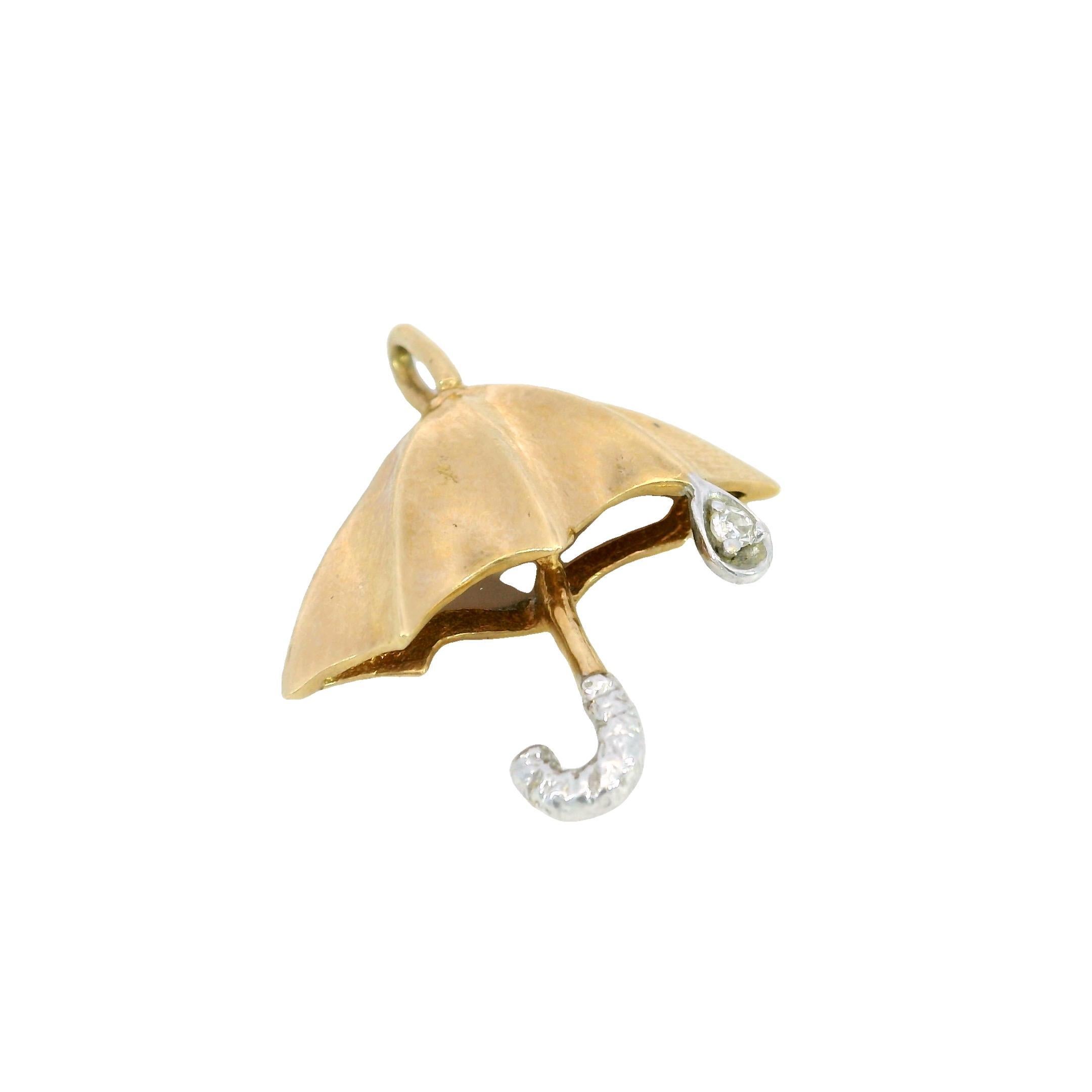 Vintage Umbrella Diamond Charm Pendant 14 Karat Yellow Gold Damen im Angebot