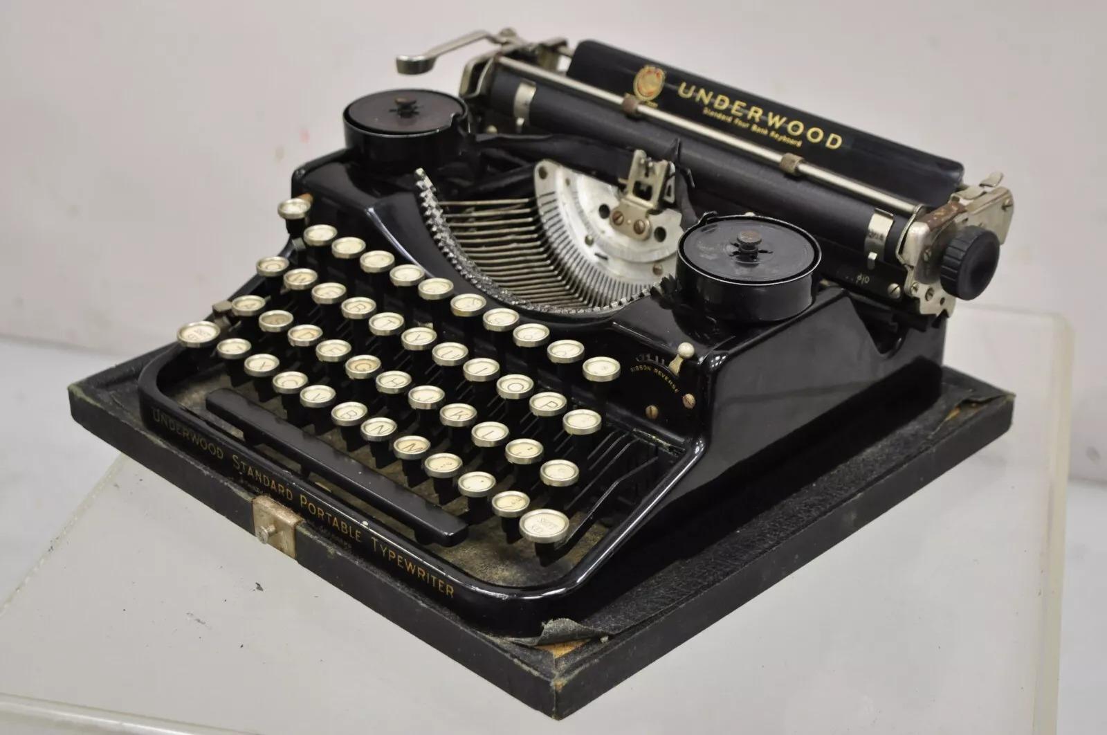 Vintage Underwood Universal Máquina de escribir manual portátil de cuatro bancos c/caja original 5