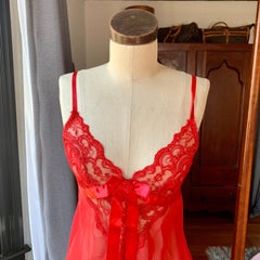 Vintage UNFORGETTABLE Babydoll Nightie SEXY Nightgown Red Lace Bow SATIN Small