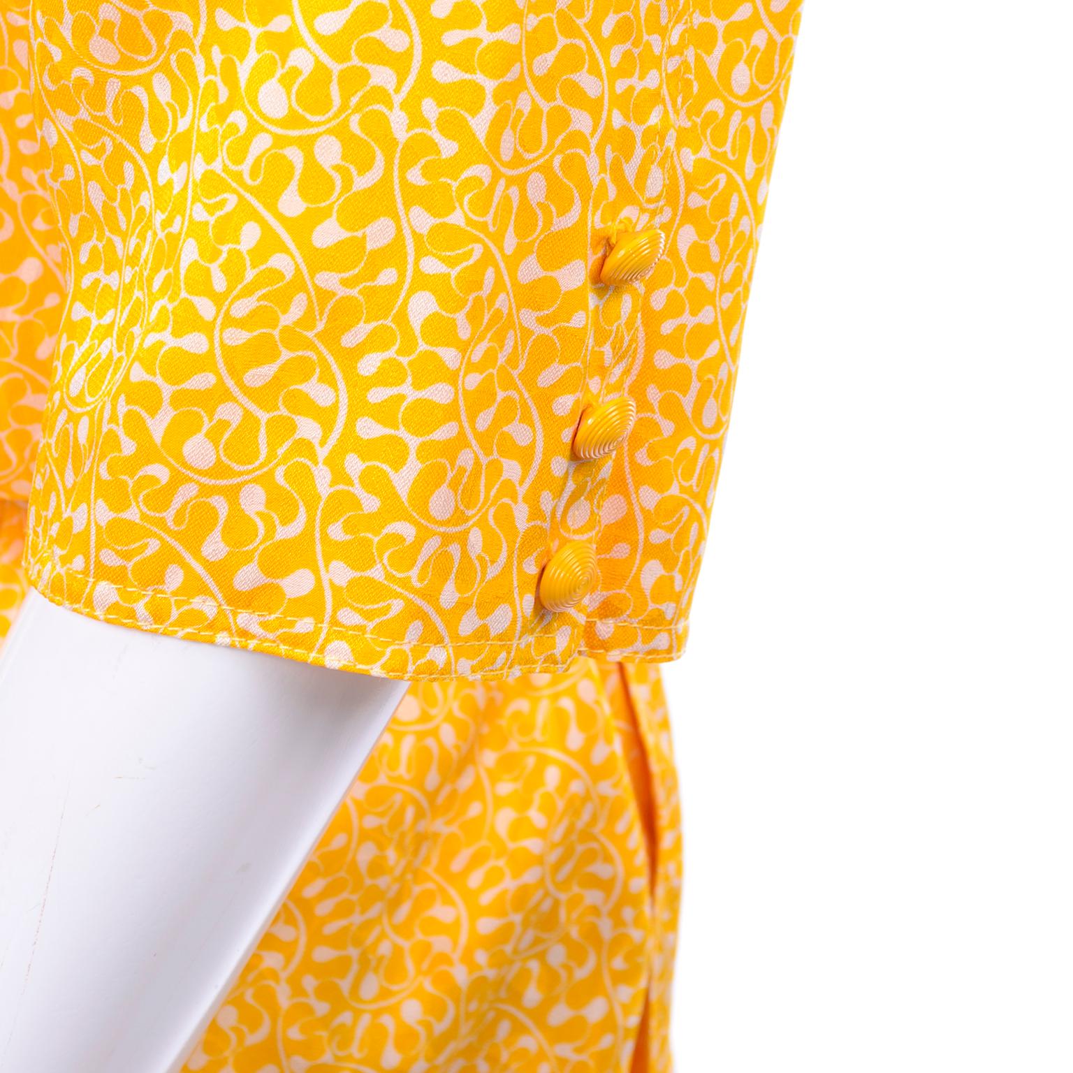 Vintage Ungaro Parallele Rayon Dress in Yellow & White Print In Excellent Condition For Sale In Portland, OR