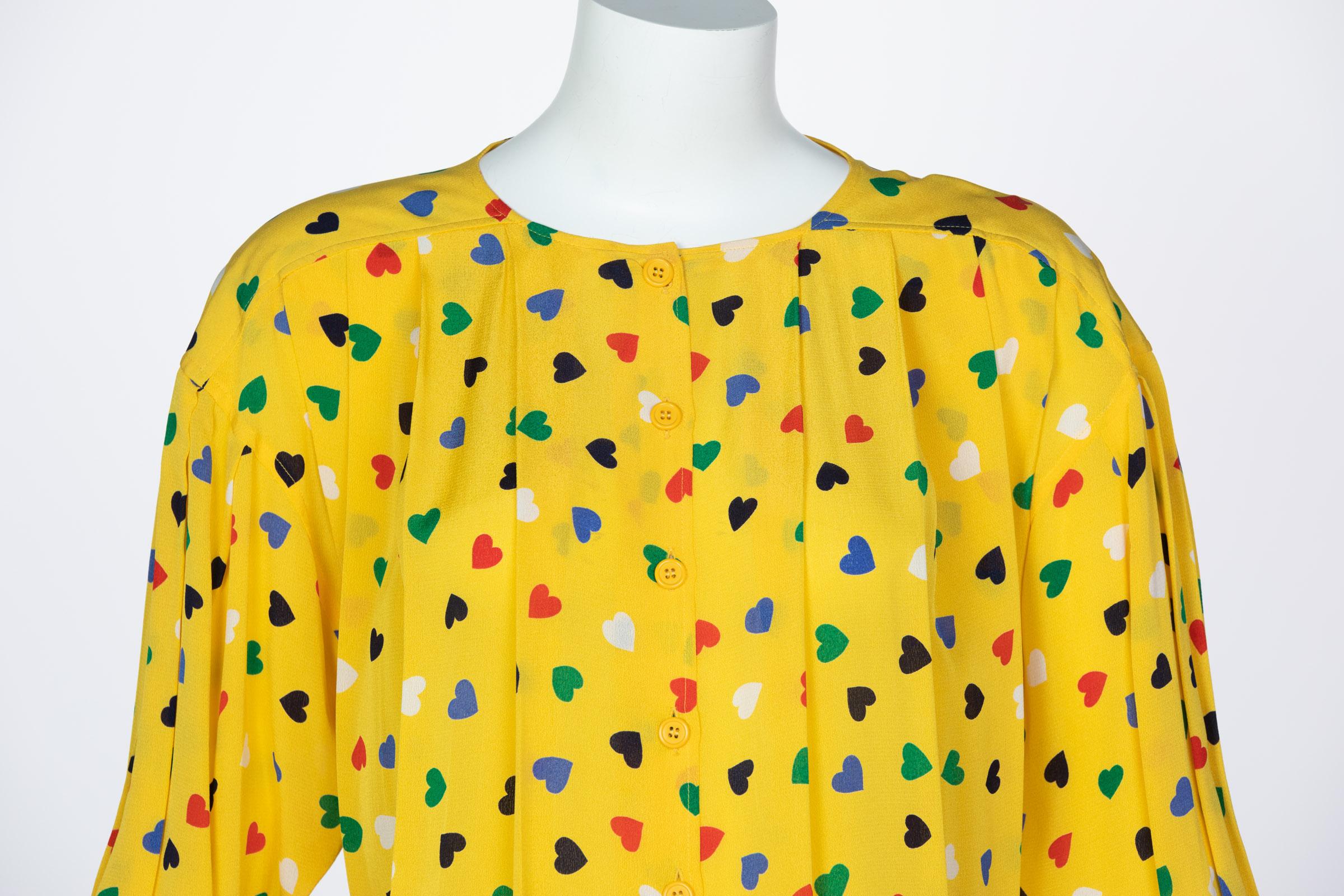 Women's Vintage Ungaro Yellow heart print Tunic Blouse For Sale