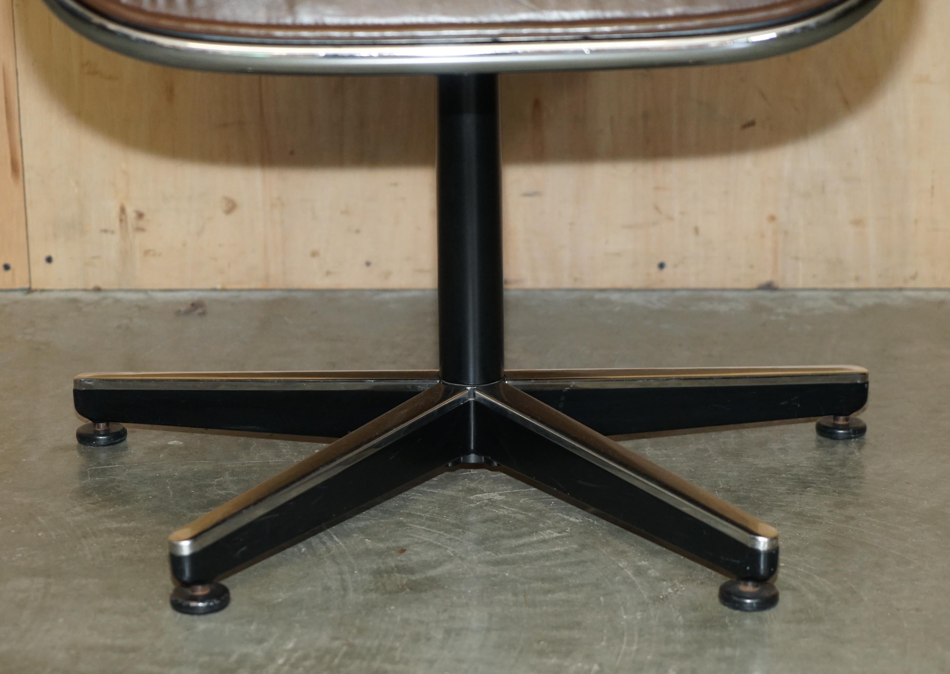 20th Century ViNTAGE UNIQUE CHARLES POLLOCK FOR KNOLL BROWN LEATHER OFFICE ARMCHAIR For Sale