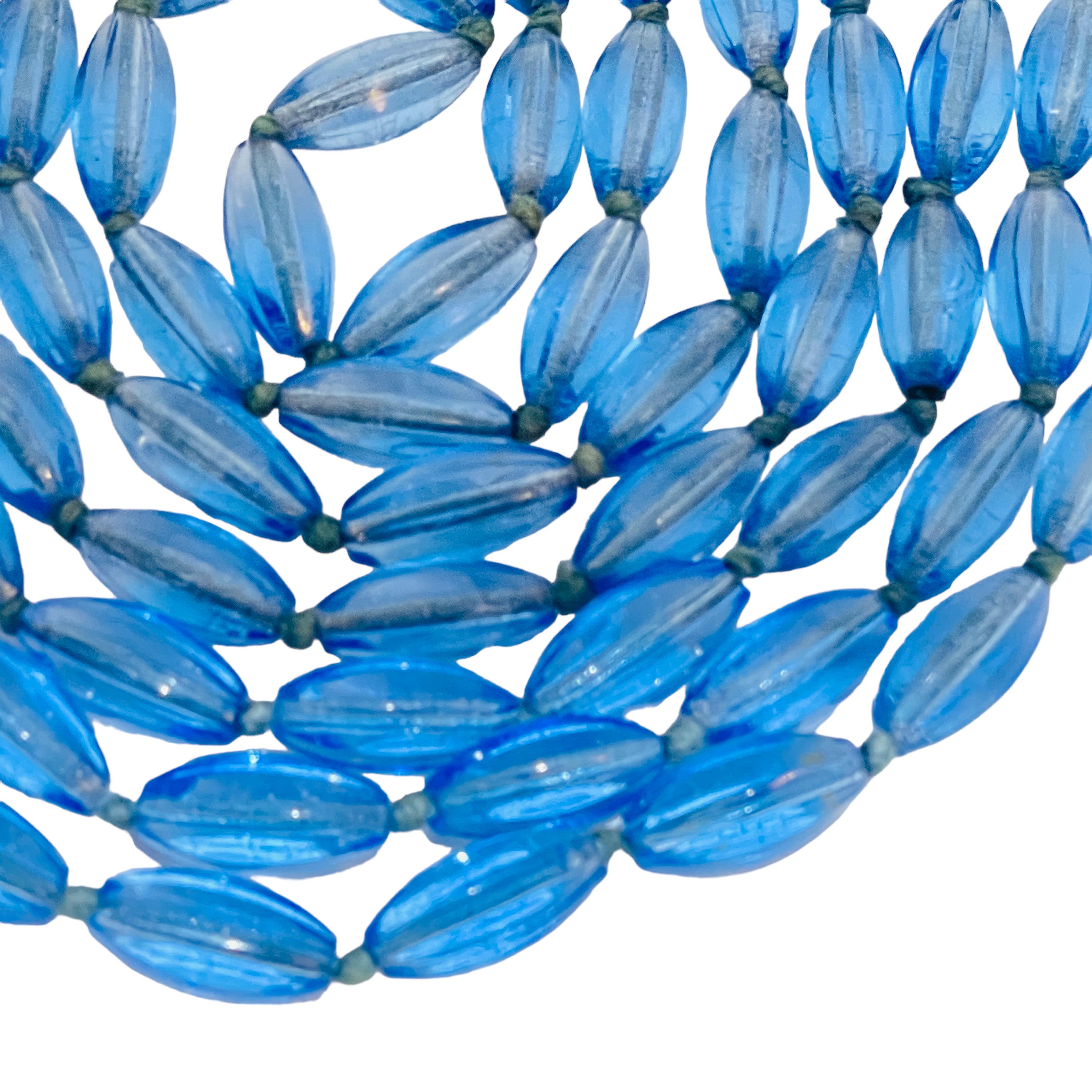 Collier vintage unique en verre bleu saphir facetté avec perles de verre Bon état - En vente à Palos Hills, IL