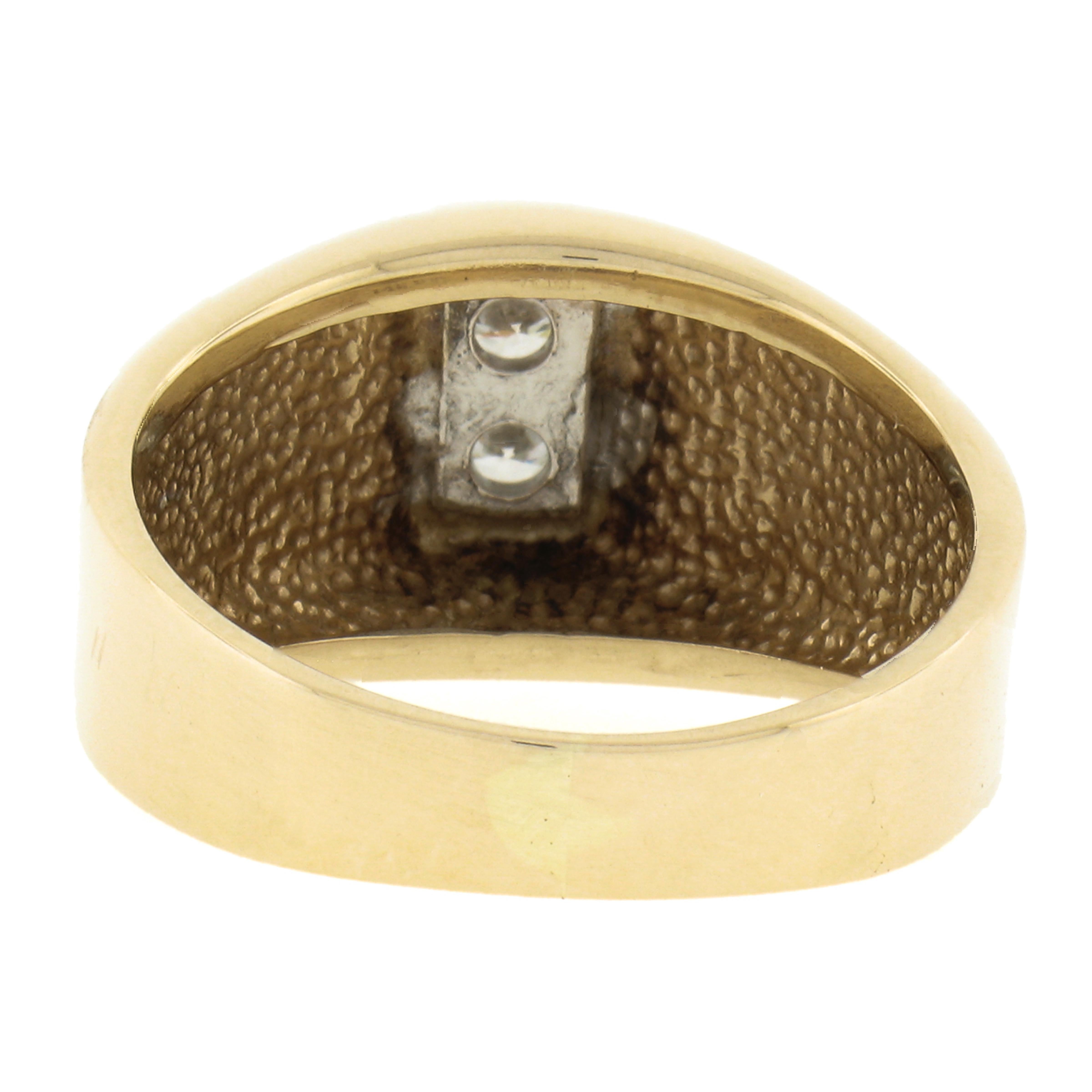 Vintage Unisex 14k Gold .24ct Round Brilliant Dual Diamond Polished Band Ring For Sale 3