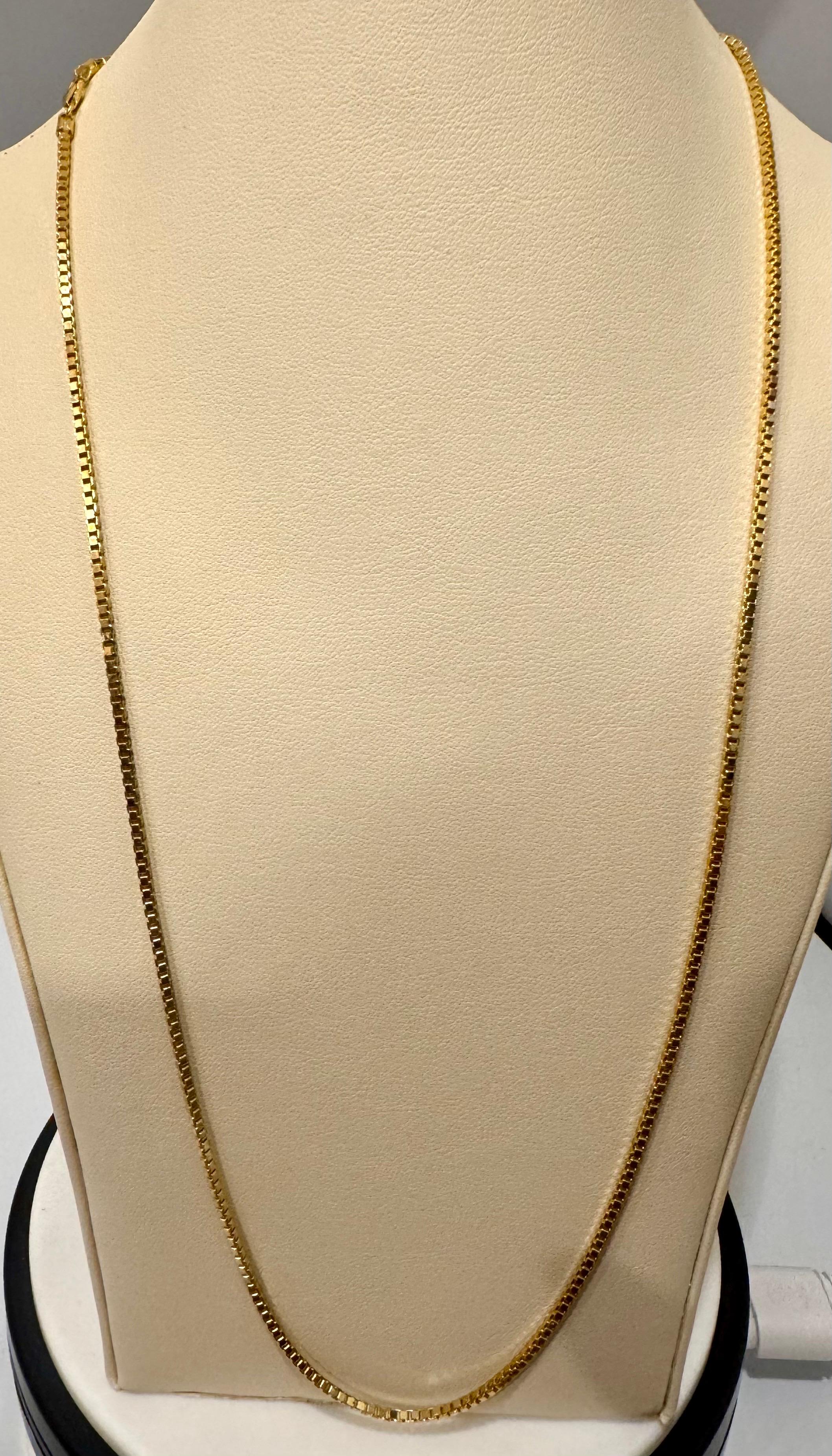 Vintage Unisex 18 Karat Yellow Gold Box chain Necklace, Italian 24