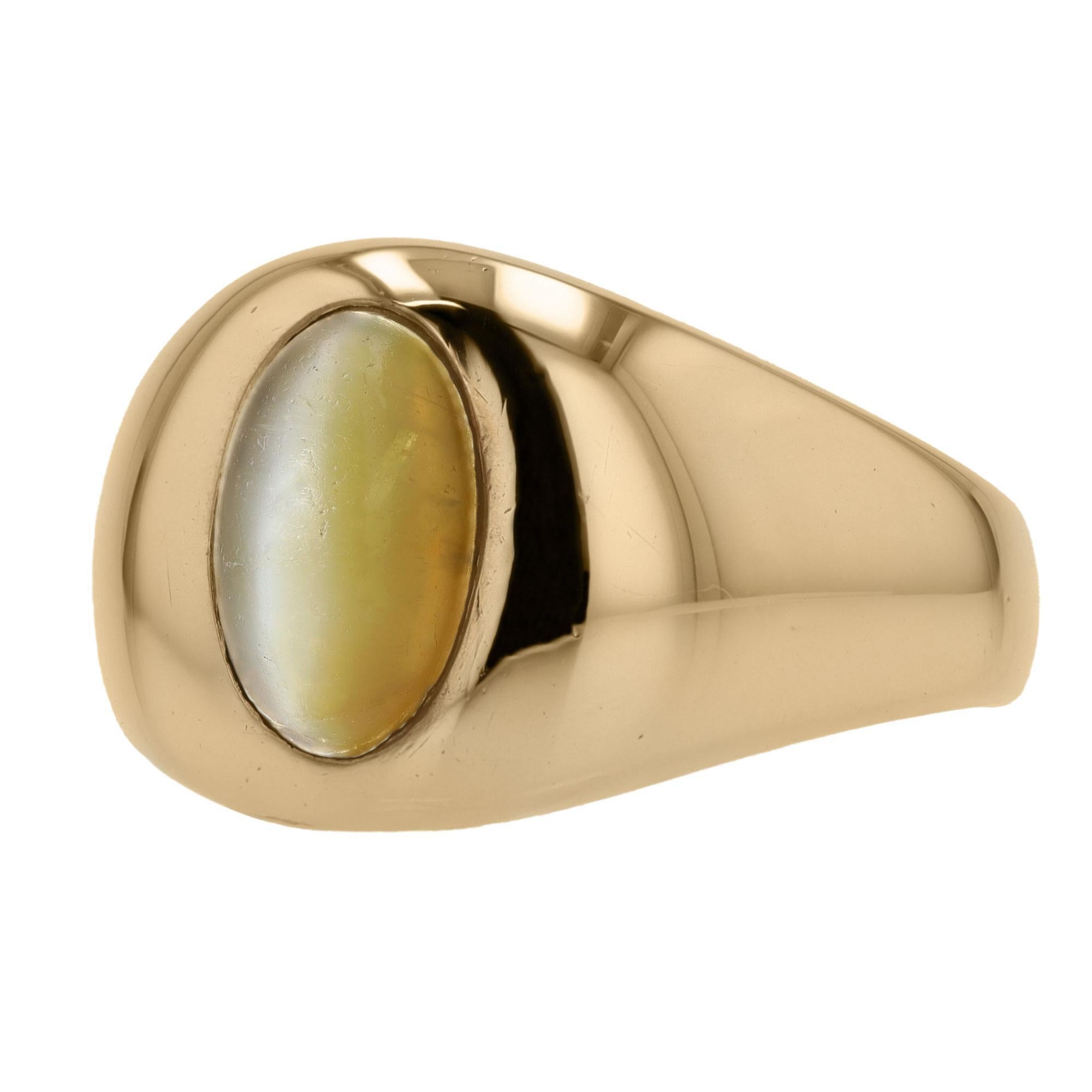 Art Deco Vintage Unisex Cats Eye Chrysoberyl Gypsy Ring 14K Yellow Gold For Sale