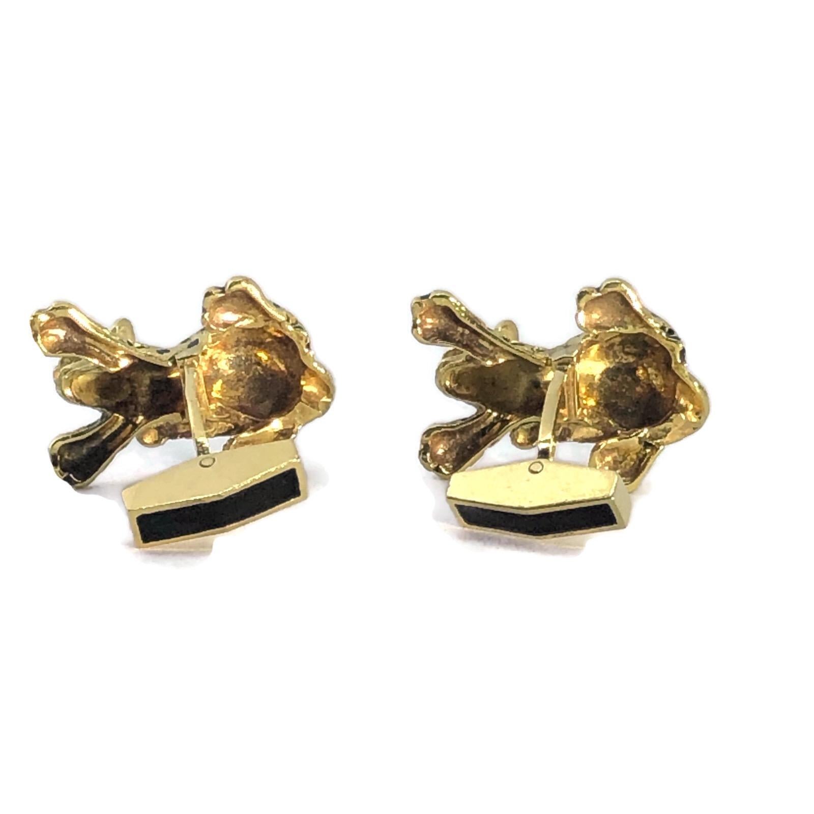 Artisan Vintage Unisex Cufflinks of Tigers Made In Italy  In 18k Gold With Emerald Eyes For Sale