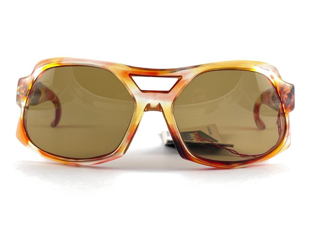Vintage Unisol Marbled Multicolor Translucent  1970'S Sunglasses Made In France For Sale 7
