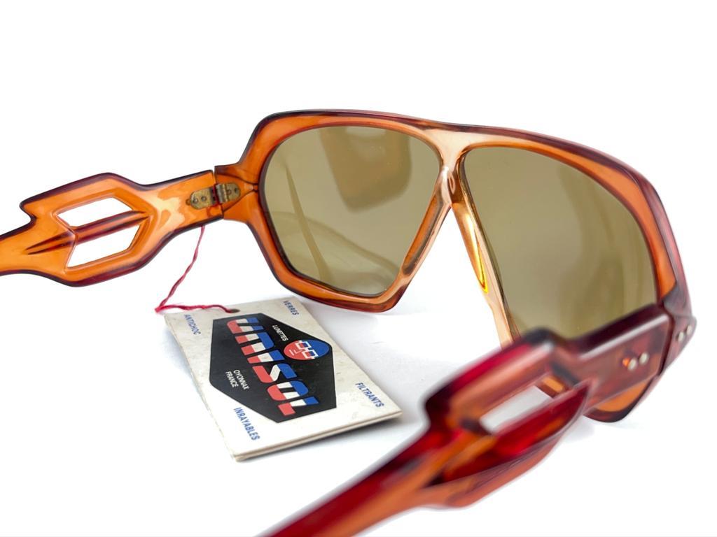 Vintage Unisol Oversized Translucent Honey 1970'S Sunglasses Made In France For Sale 7