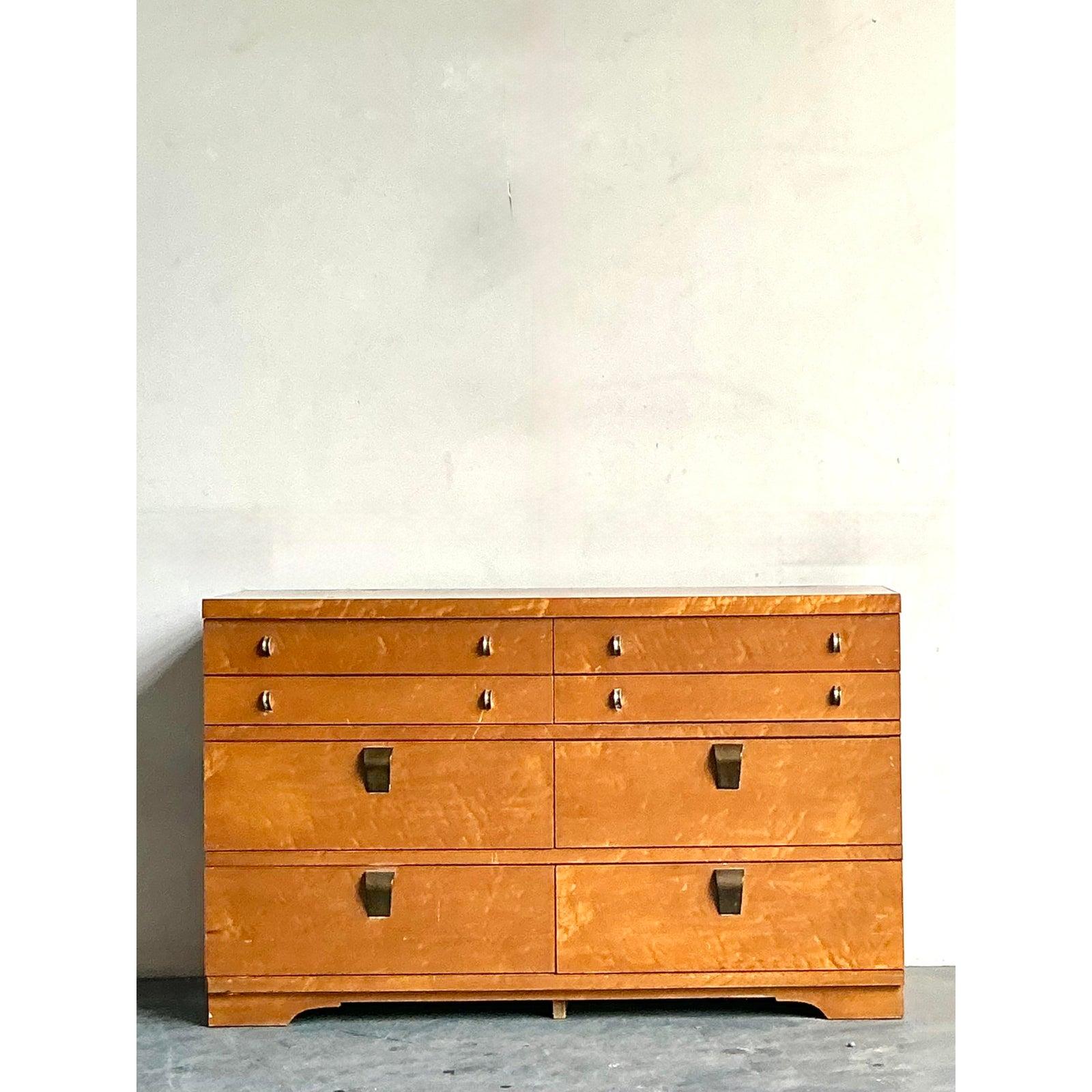 Vintage United Furniture Wurzelholz Kommode (amerikanisch) im Angebot