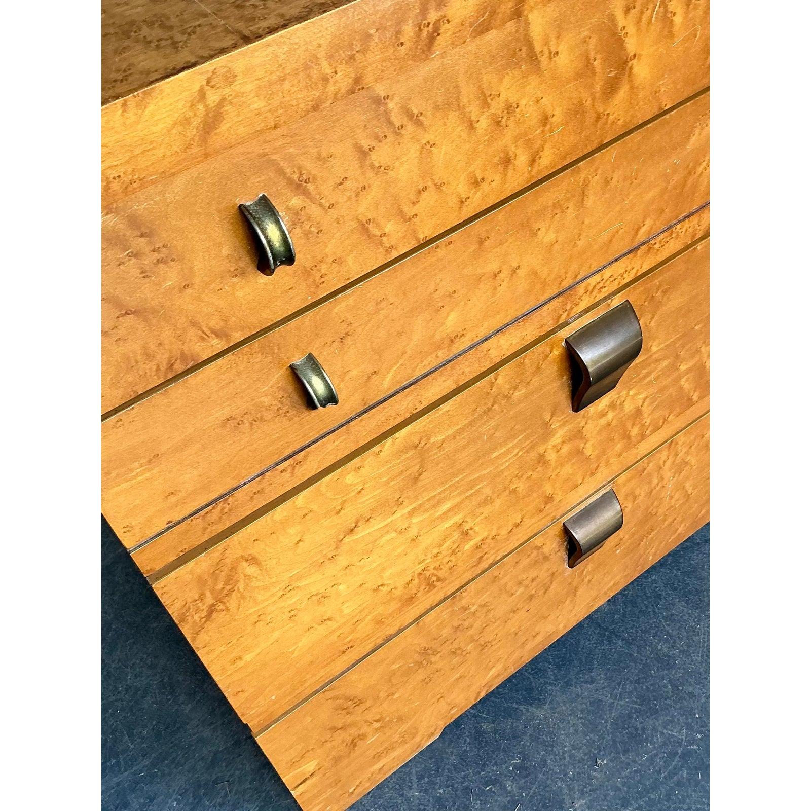 Vintage United Furniture Wurzelholz Kommode (20. Jahrhundert) im Angebot