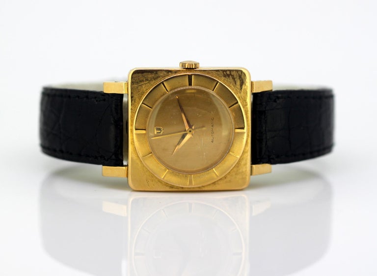 Vintage Universal Genève Automatic Wristwatch Set in 18 Karat Gold