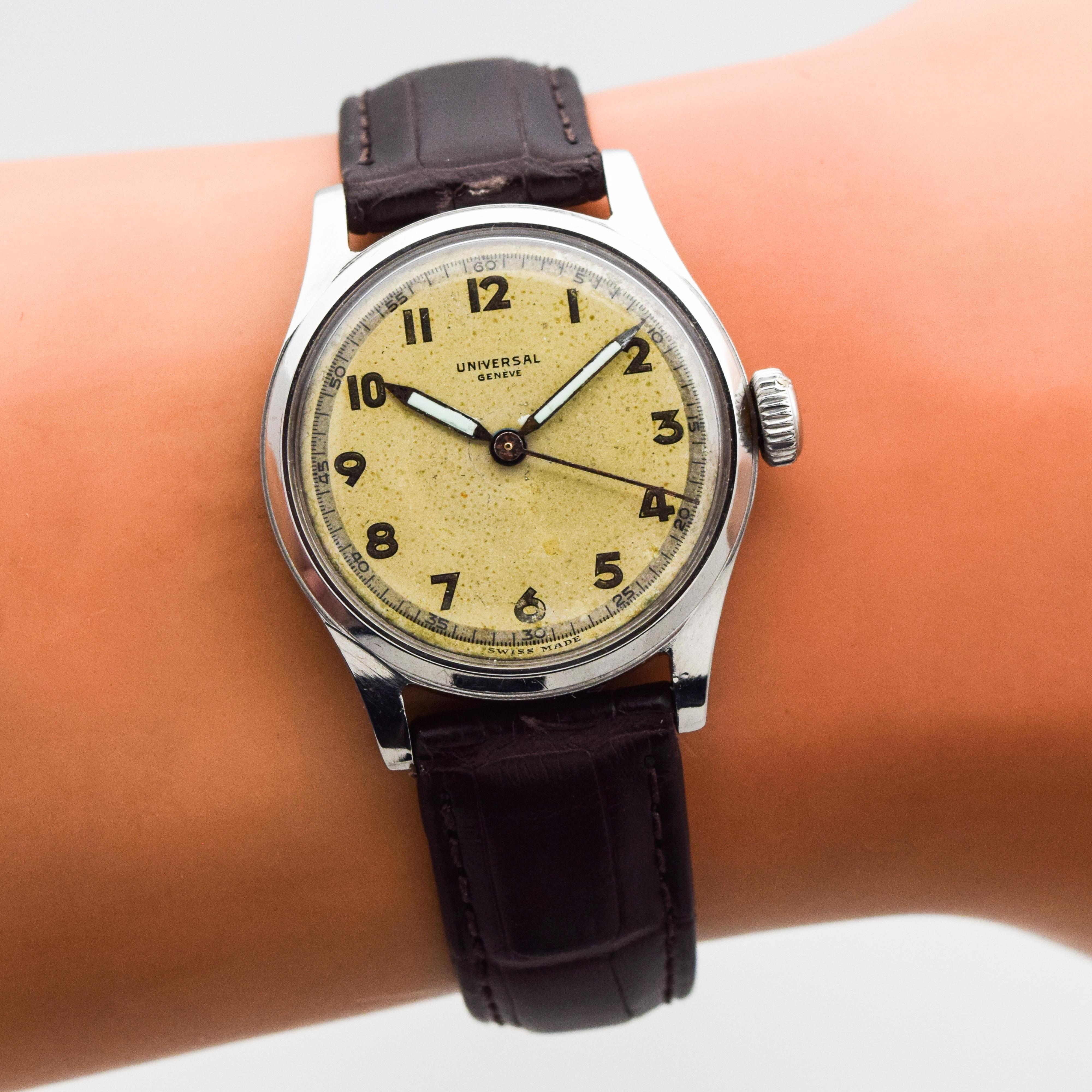 Vintage Universal Geneve WWII-Era Stainless Steel Watch, 1942 For Sale 2