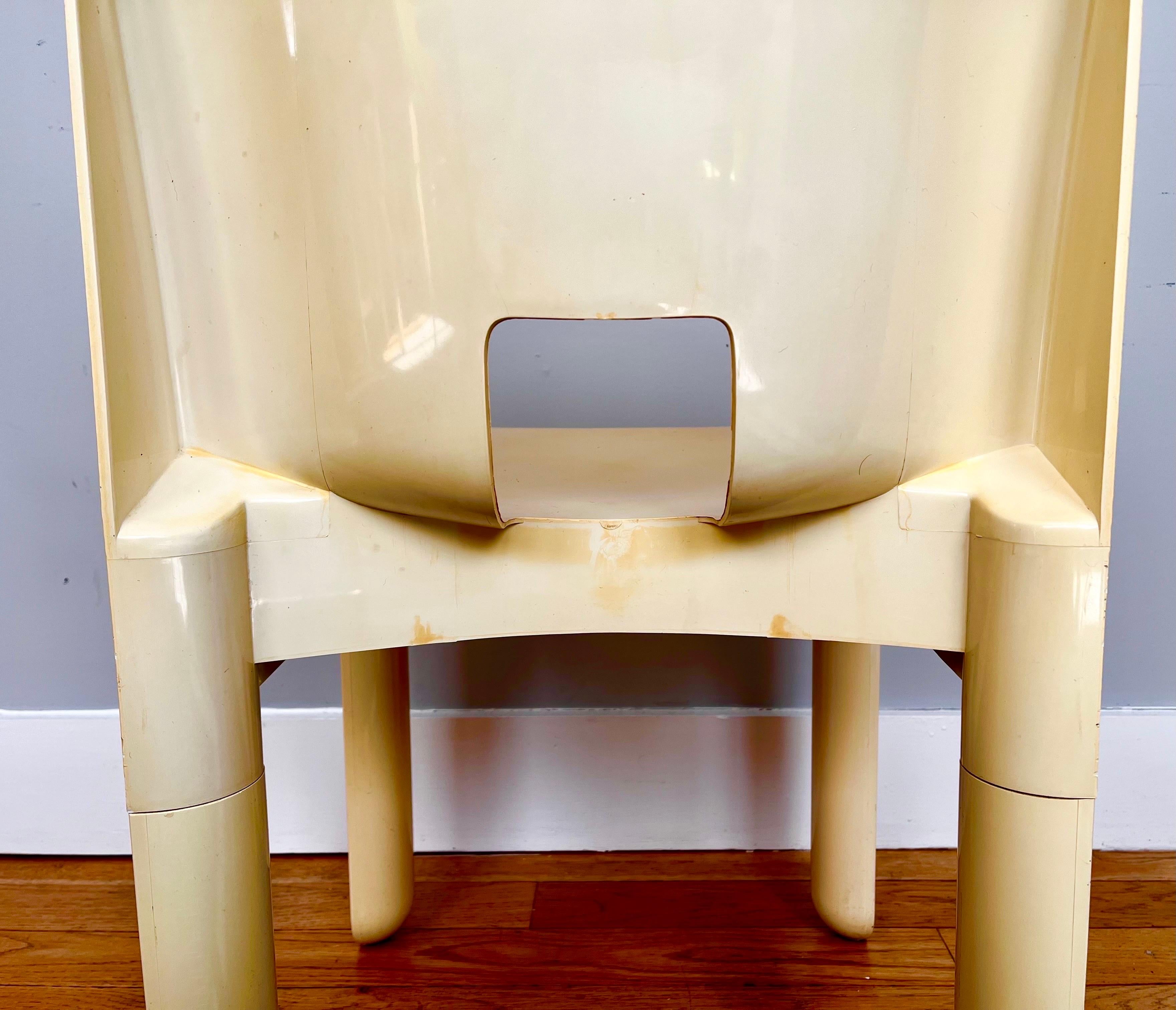 Plastic Vintage Universale Chair by Joe Colombo for Kartell, Italy, 1972 For Sale