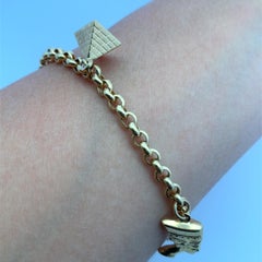 Vintage Unoaerre Italian yellow gold charm bracelet