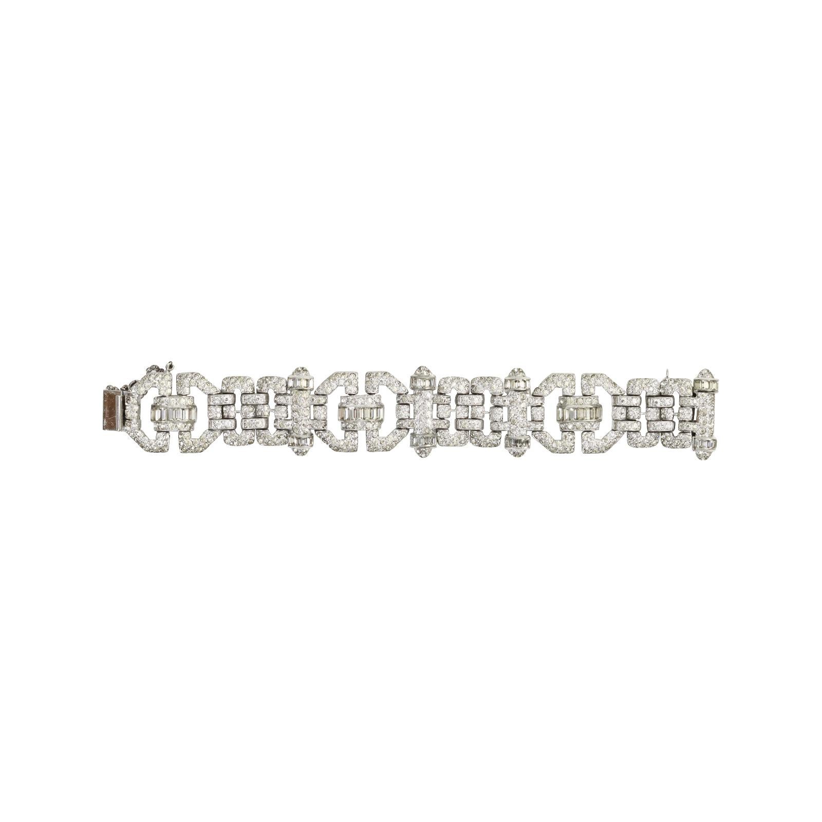 Vintage Unsigned  Diamante Art Deco Bracelet Circa en vente 9