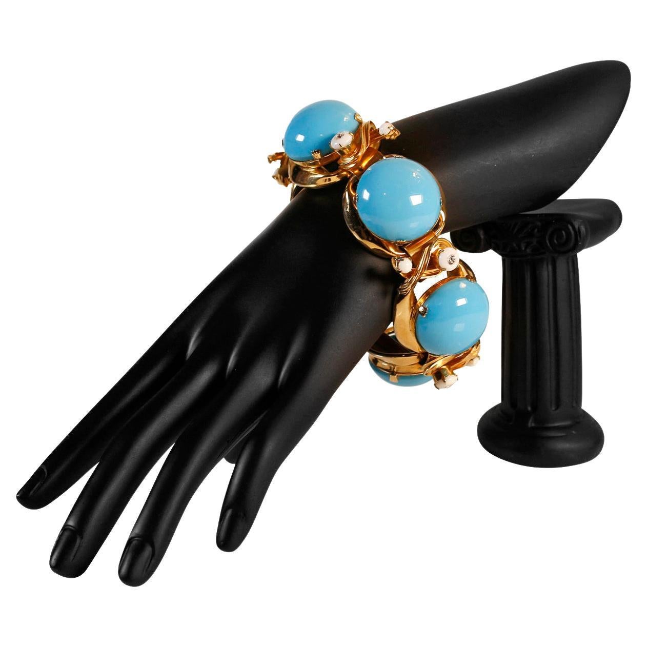 Vintage Unsigned Gold and Faux Turquoise Bracelet Circa 1960s For Sale 1