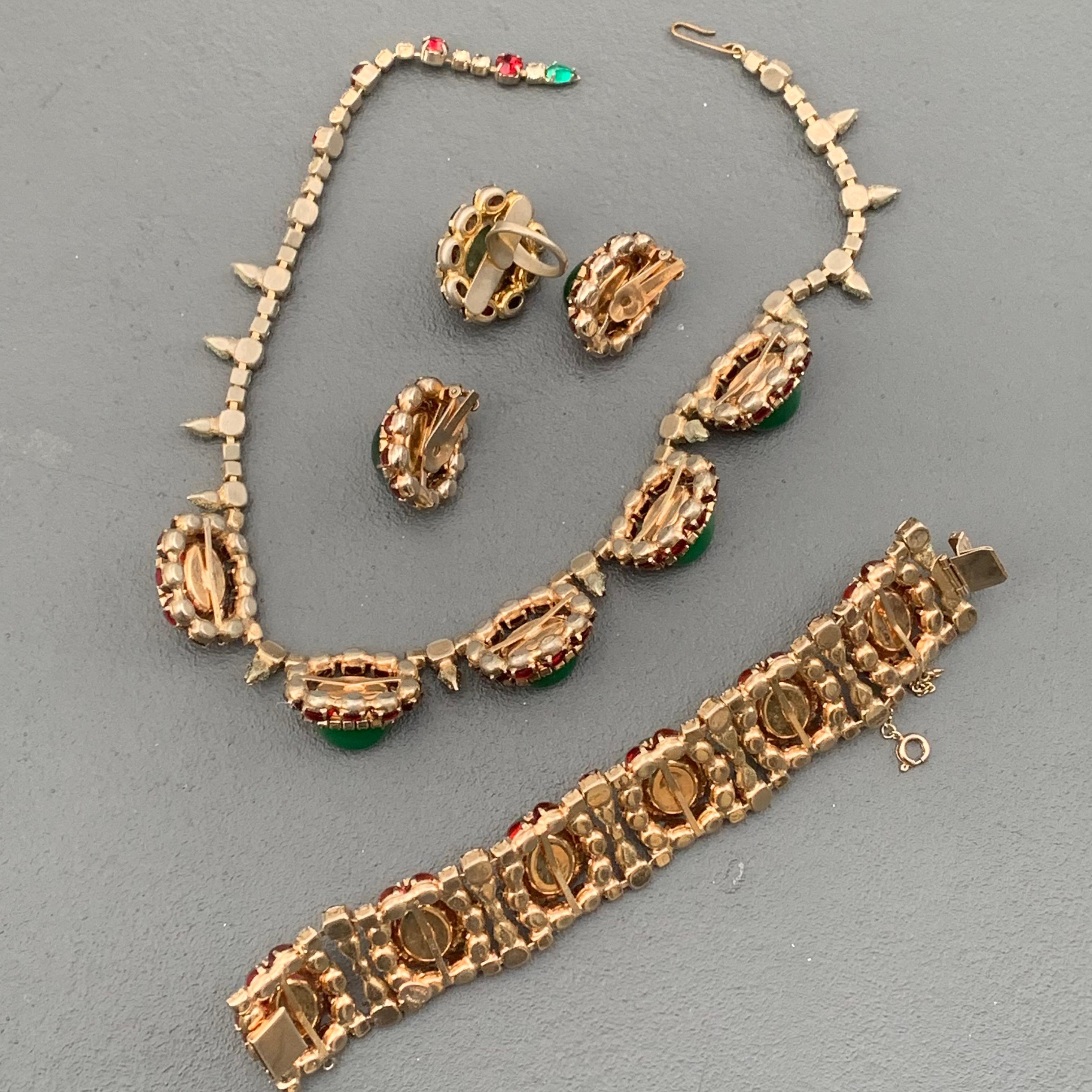Vintage Unsigned Hattie Carnegie Necklace Earrings bracelet and Ring  Parure 1