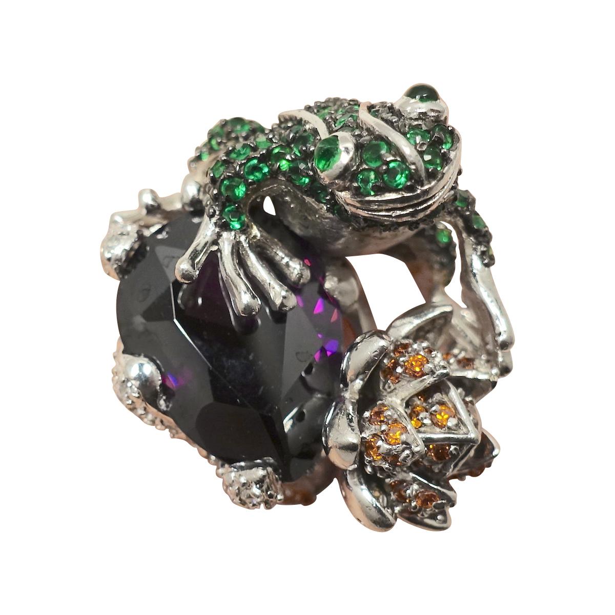 Vintage Unusual Sterling & Amethyst, Red, Green Crystal Frog Ring, Size 7+ For Sale