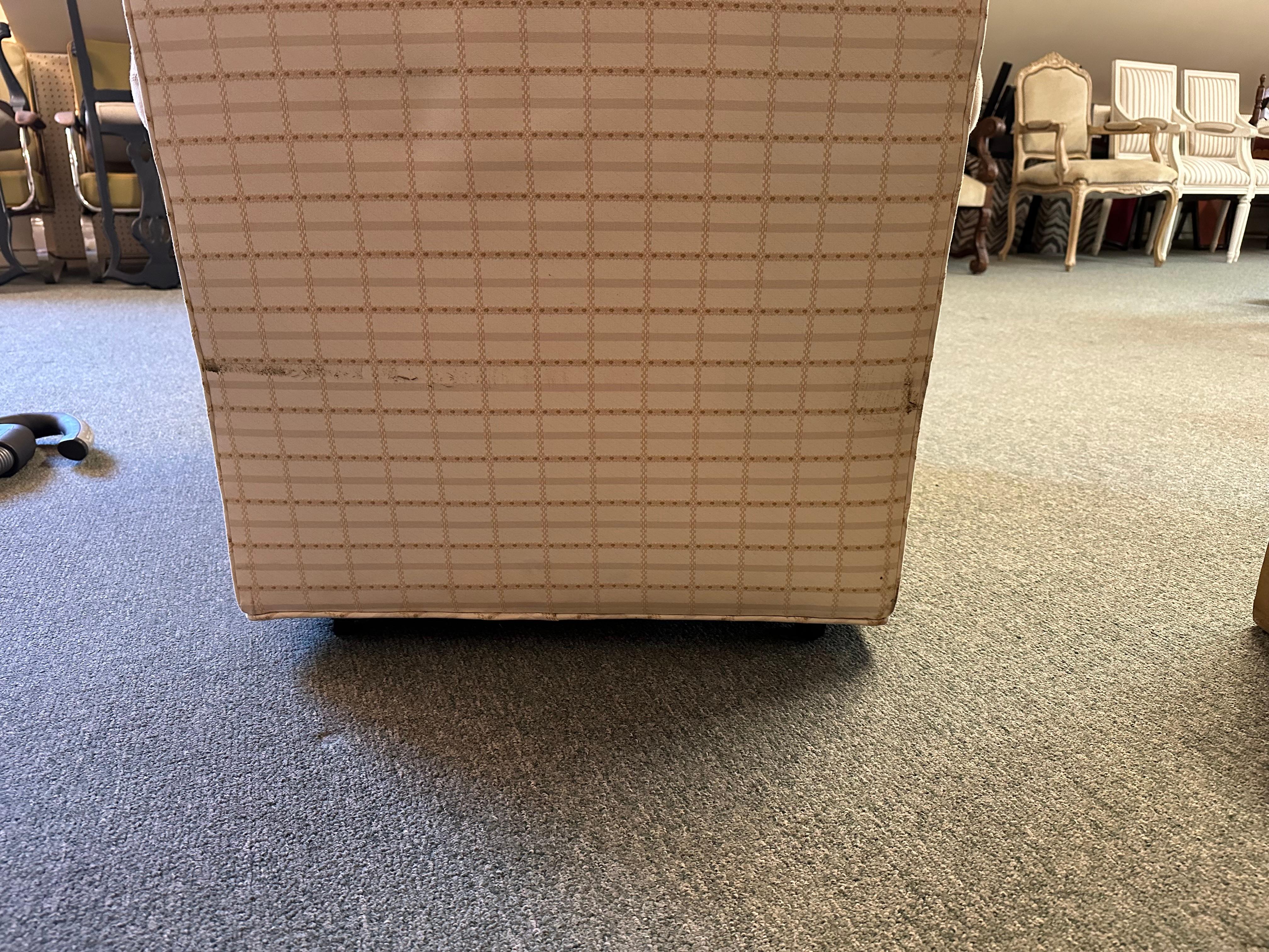 Gepolsterte Vintage-Loung-Stühle, 2 verfügbar im Angebot 3