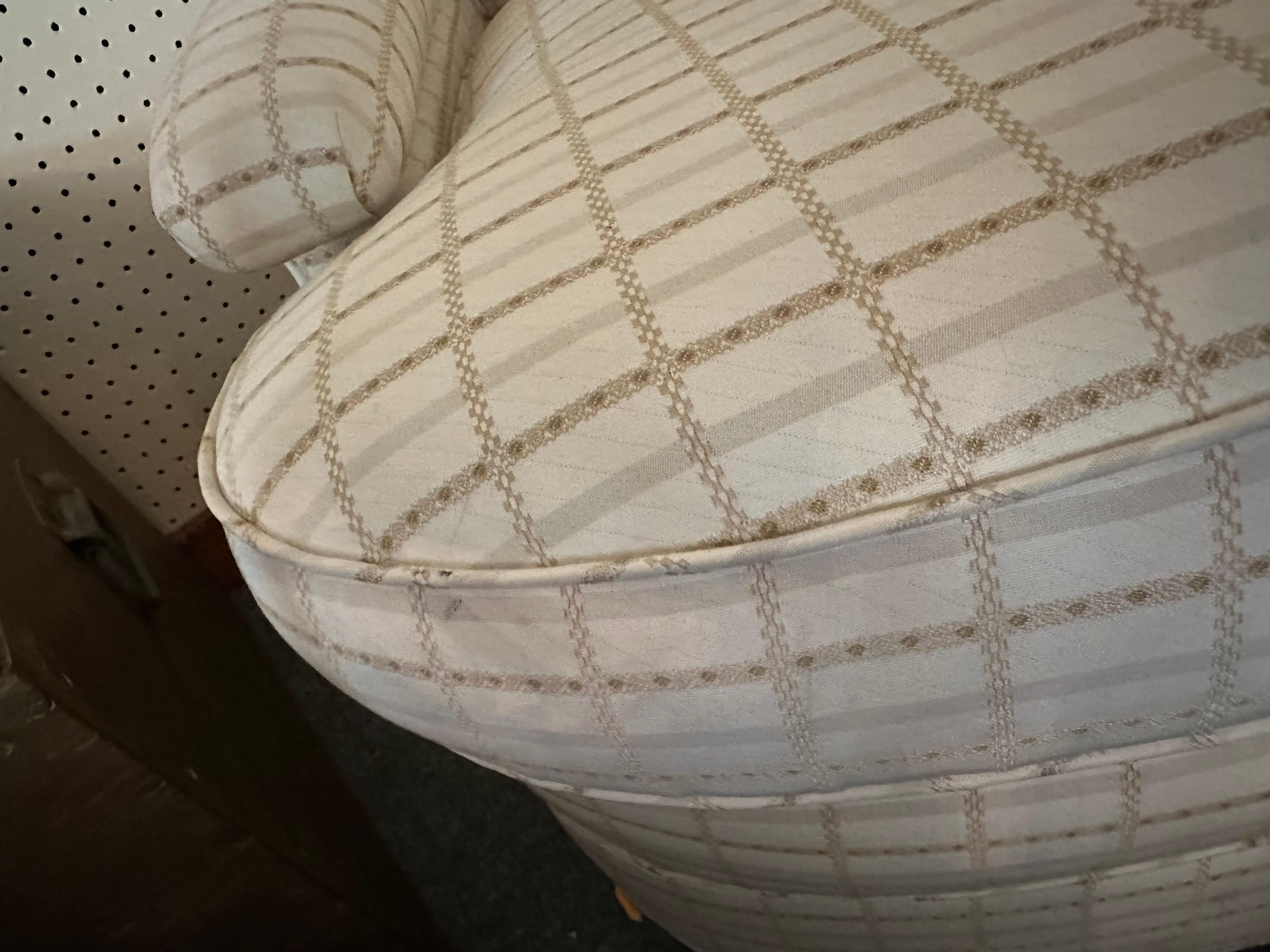 Sedie da salotto imbottite vintage, 2 disponibili in vendita 8