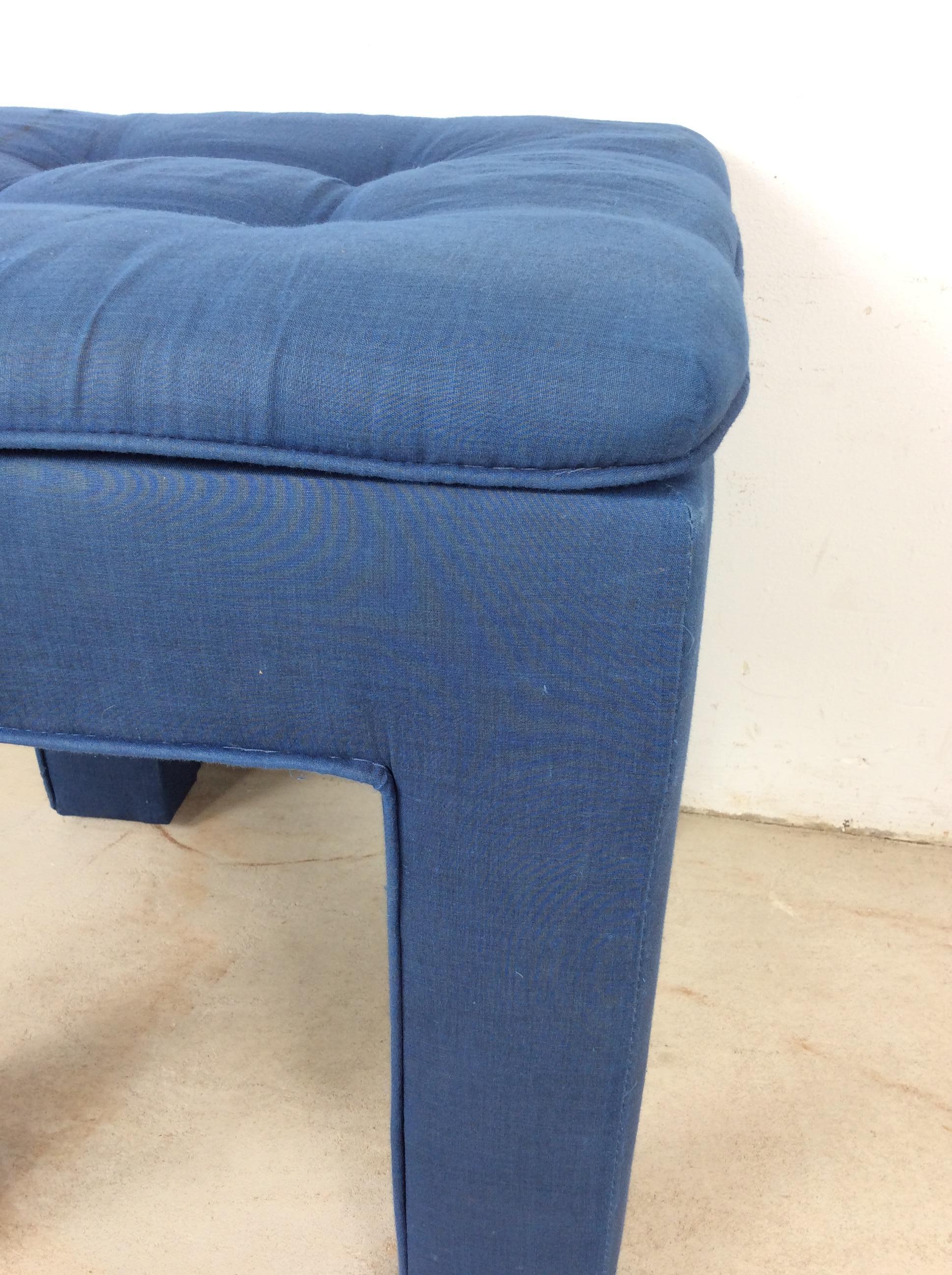 20ième siècle Vintage Upholstered Parsons Style Stool with Tufted Seat en vente