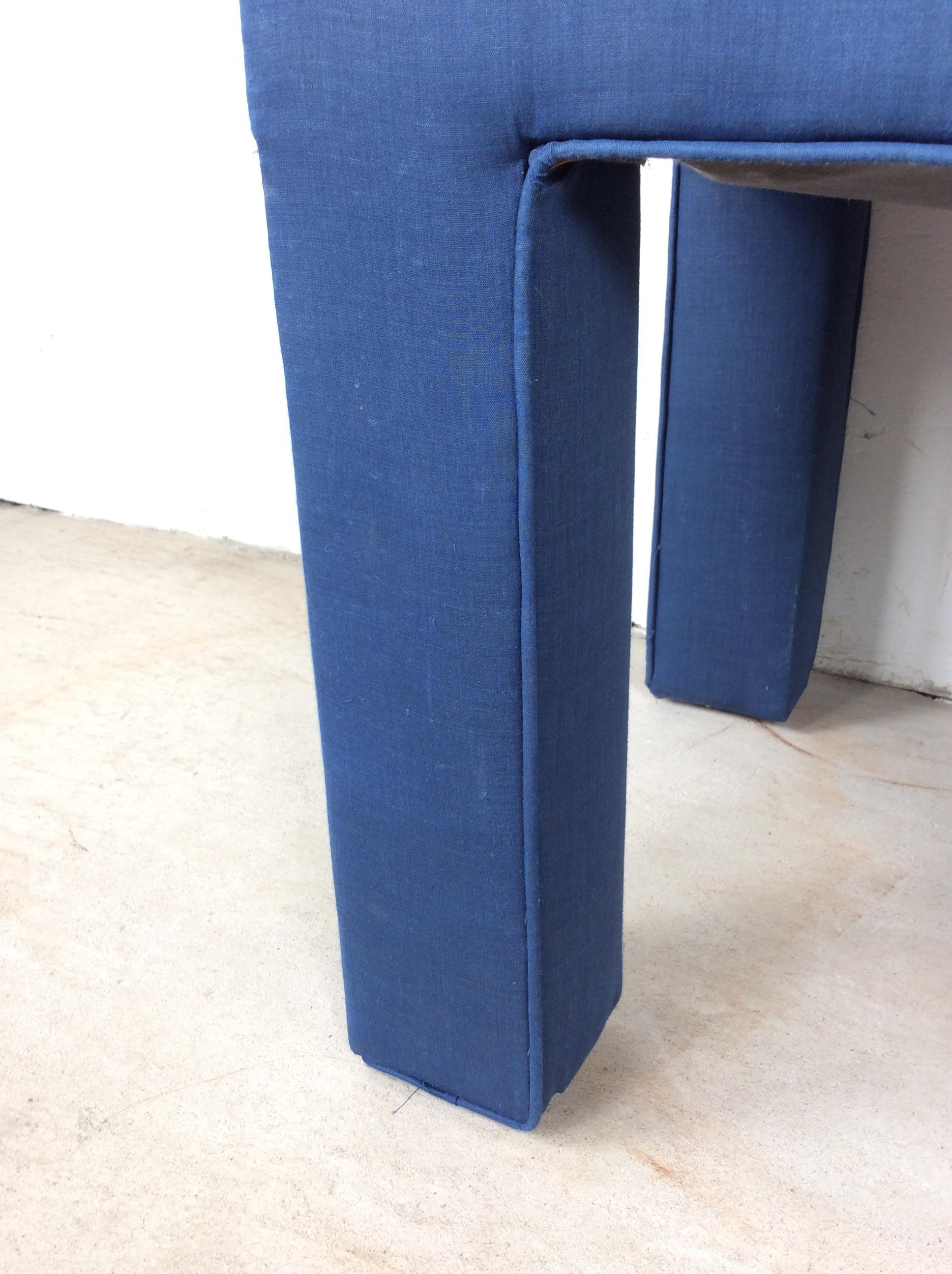 Tissu d'ameublement Vintage Upholstered Parsons Style Stool with Tufted Seat en vente